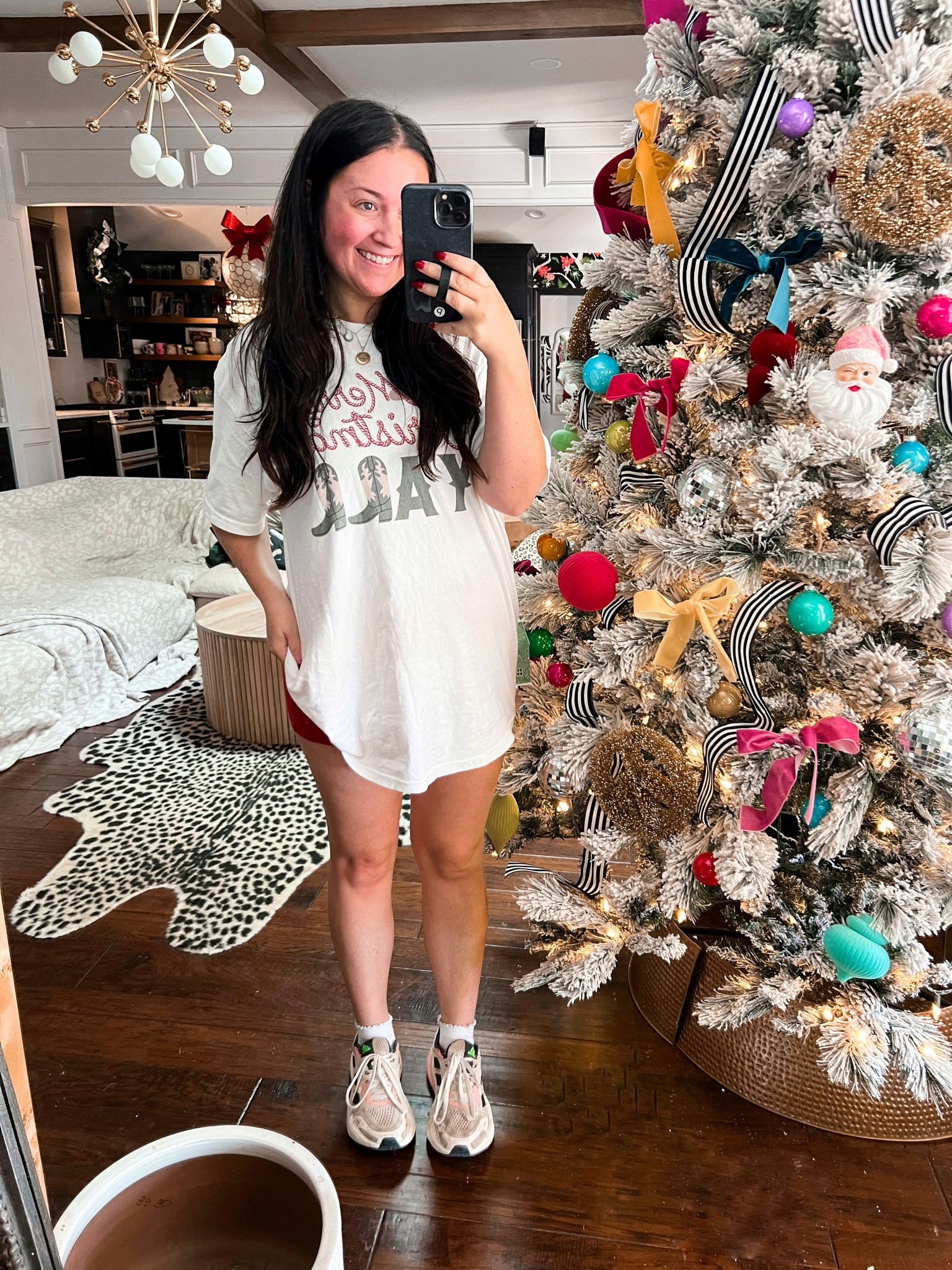 Christmas tee western cowboy Santa oversized graphic tee

#LTKStyleTip #LTKSeasonal #LTKHoliday