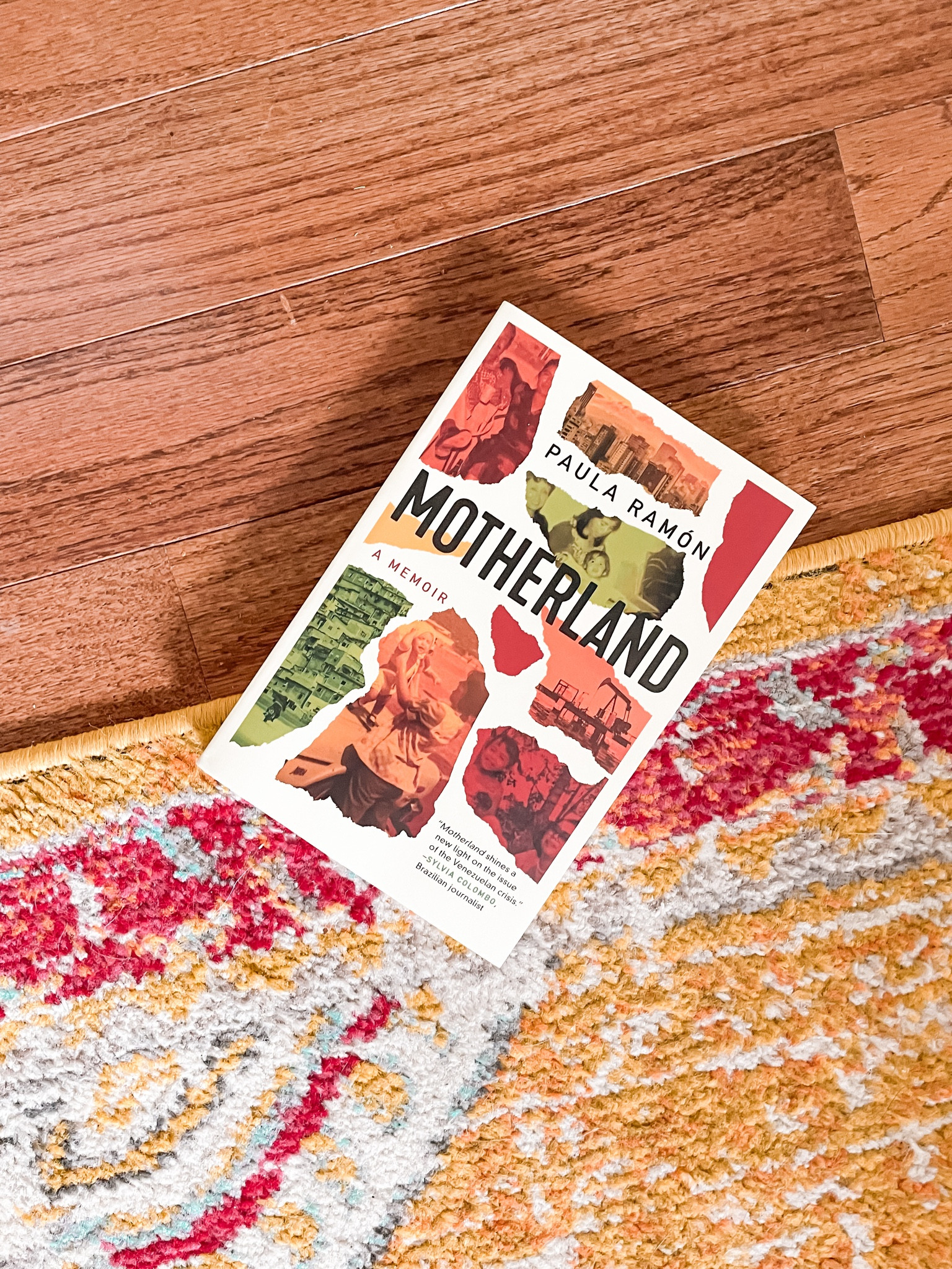 Book, non-fiction book, area rug

#LTKhome #LTKfindsunder50