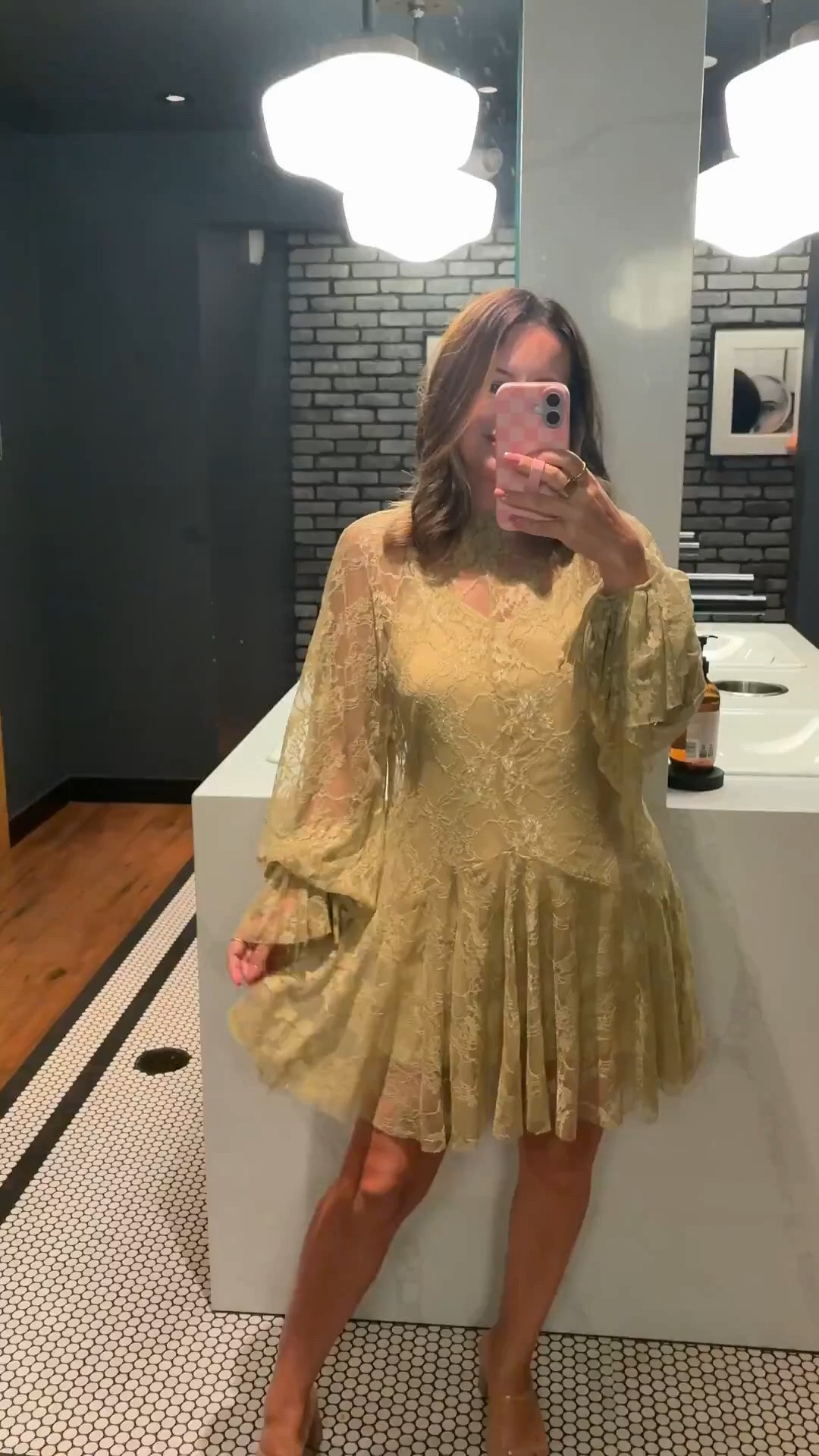 Girls night in this show stopper of a dress 💛✨

#LTKgrwm #LTKootd #LTKCon