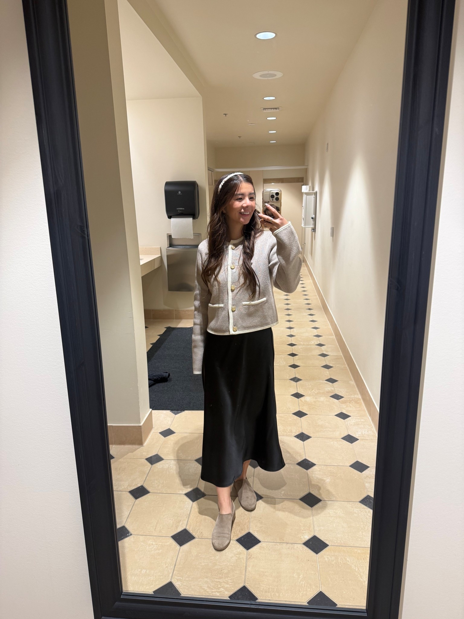 Wearing a size small in everything! I’m 5’3” for reference for the skirt!

#LTKootd #LTKWorkwear