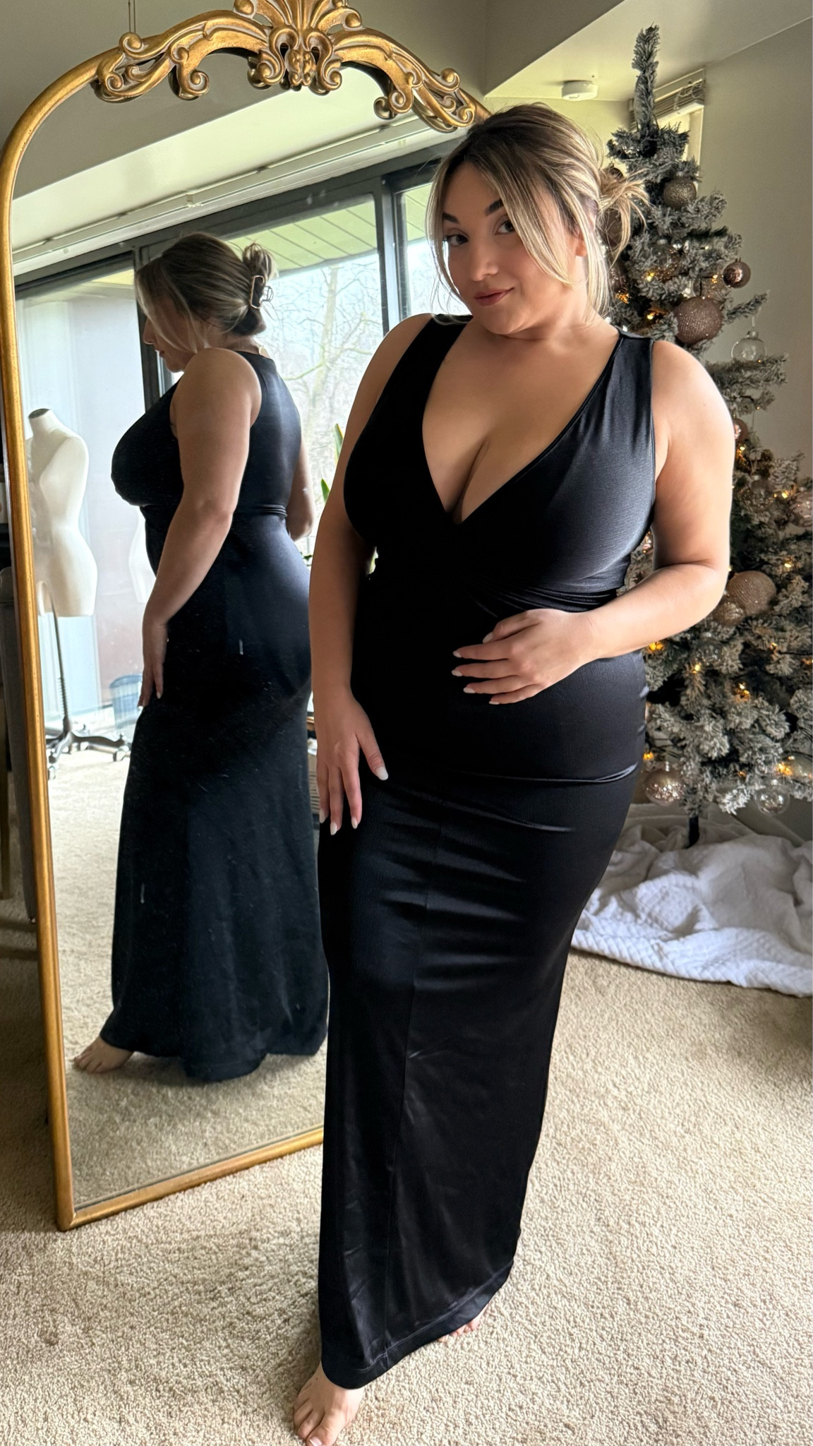 Shapewear + a built in bra 

#LTKMidsize #LTKWedding #LTKPlusSize
