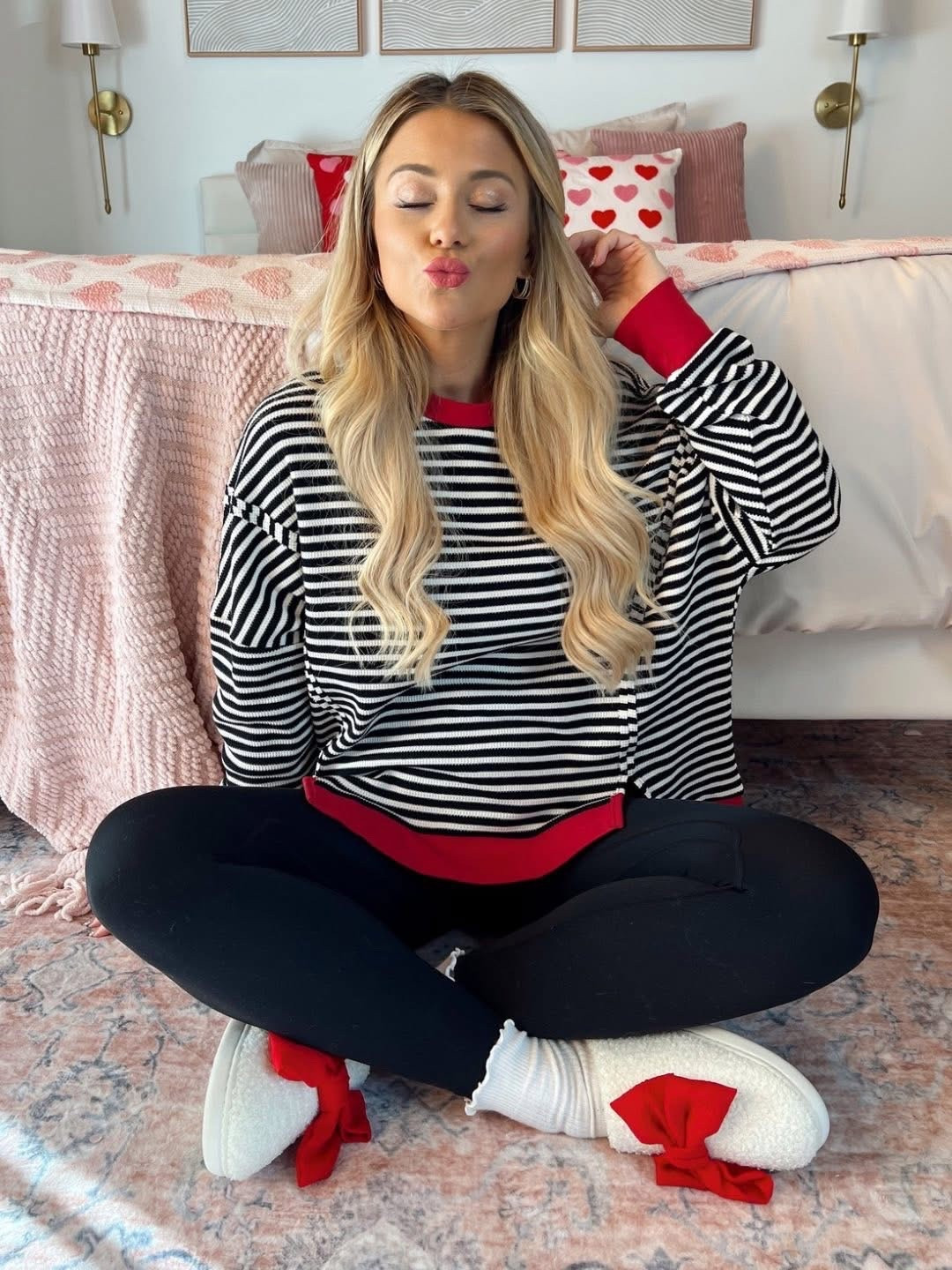 Can’t go wrong with a waffle knit sweater and this one is so cute and cozy! 

#LTKFindsUnder50 #LTKmomlife #LTKootd