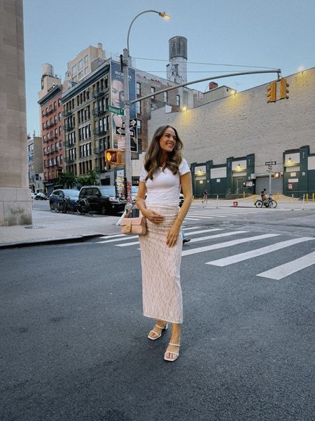 OOTN in NYC!! Dinner outfit after an amazing day! The purse is vintage but I linked some similar! 

#LTKbump #LTKstyletip