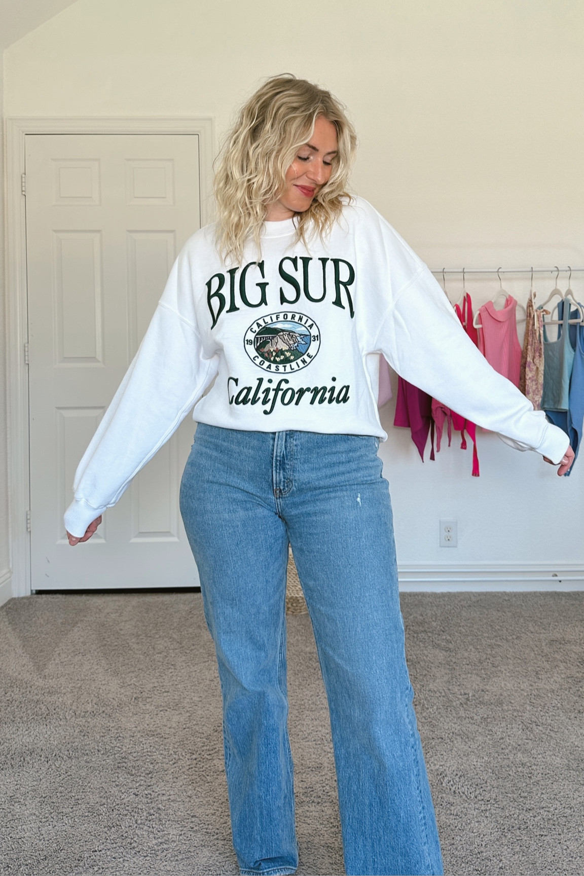 Jeans I’m wearing here - curve love 90s relaxed jeans size 27 regular - I size down in these because they are a more relaxed fit and loosen up over time 
.
.
Abercrombie, Abercrombie jeans, Abercrombie denim, Abercrombie style, best jeans, denim, curvy jeans, curve love

#LTKunder100 #LTKcurves #LTKstyletip