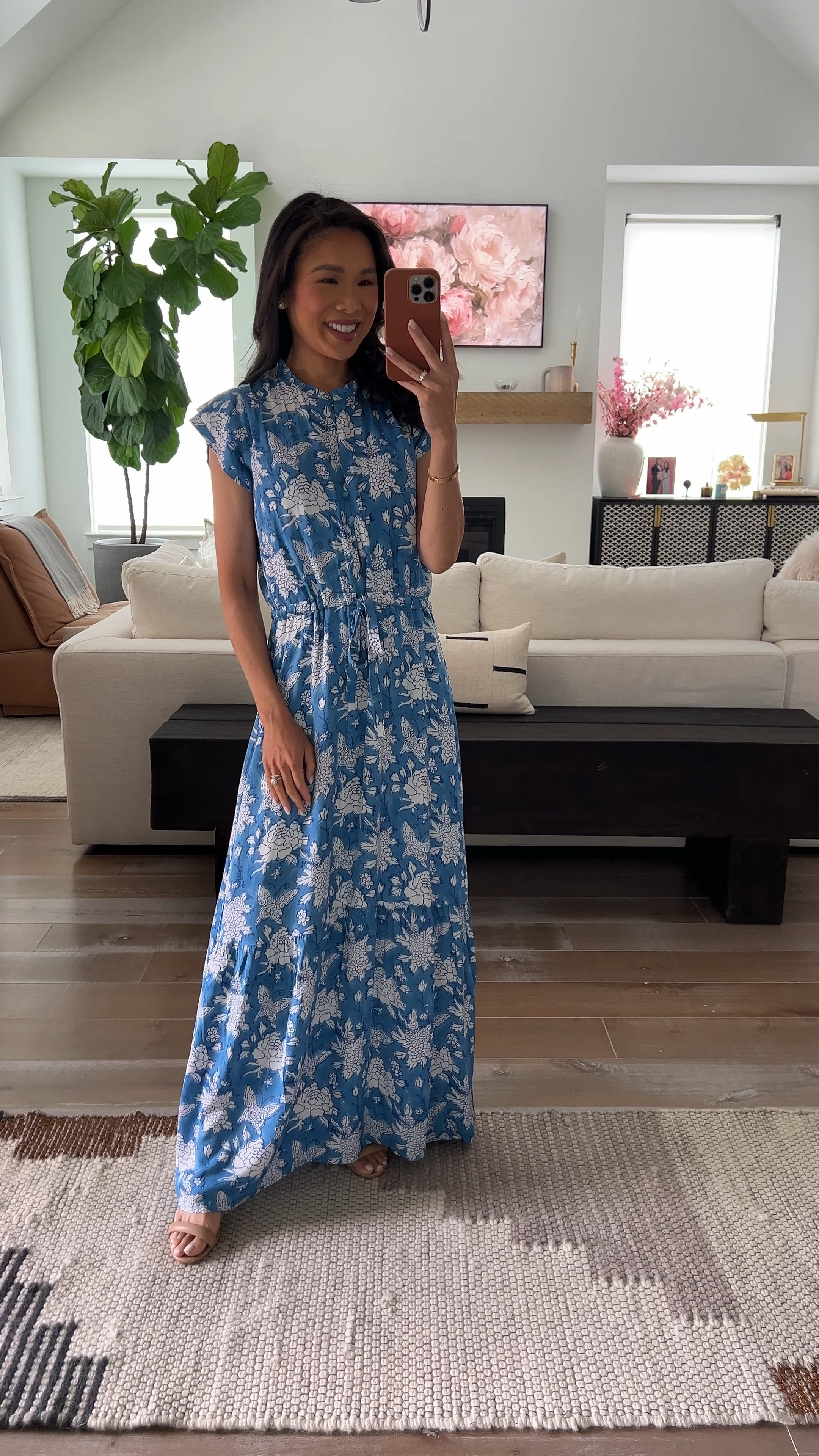 Summer outfit with a blue and white floral dress from Evereve. Love the print and how this is perfect for baby showers, bridal showers and special occasions but can also be casual! Wearing size XS. 

Lip liner in define
Lipsticks in amber light and pout  

#LTKSeasonal