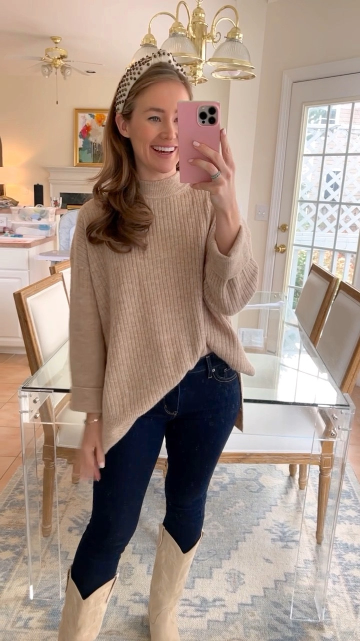 Cozy cute look for today! Went up one side to a S for this sweater. Headband is sold out Lele x Atlantic Pacific collab 💕