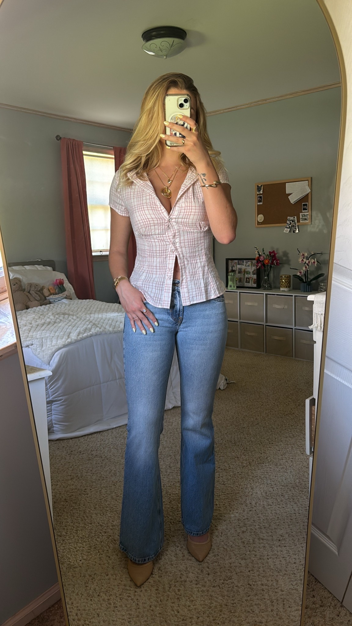 spring outfit inspo💐button up top outfit, spring blouse, flare jeans, gold jewelry

#LTKSeasonal #LTKFindsUnder100 #LTKStyleTip