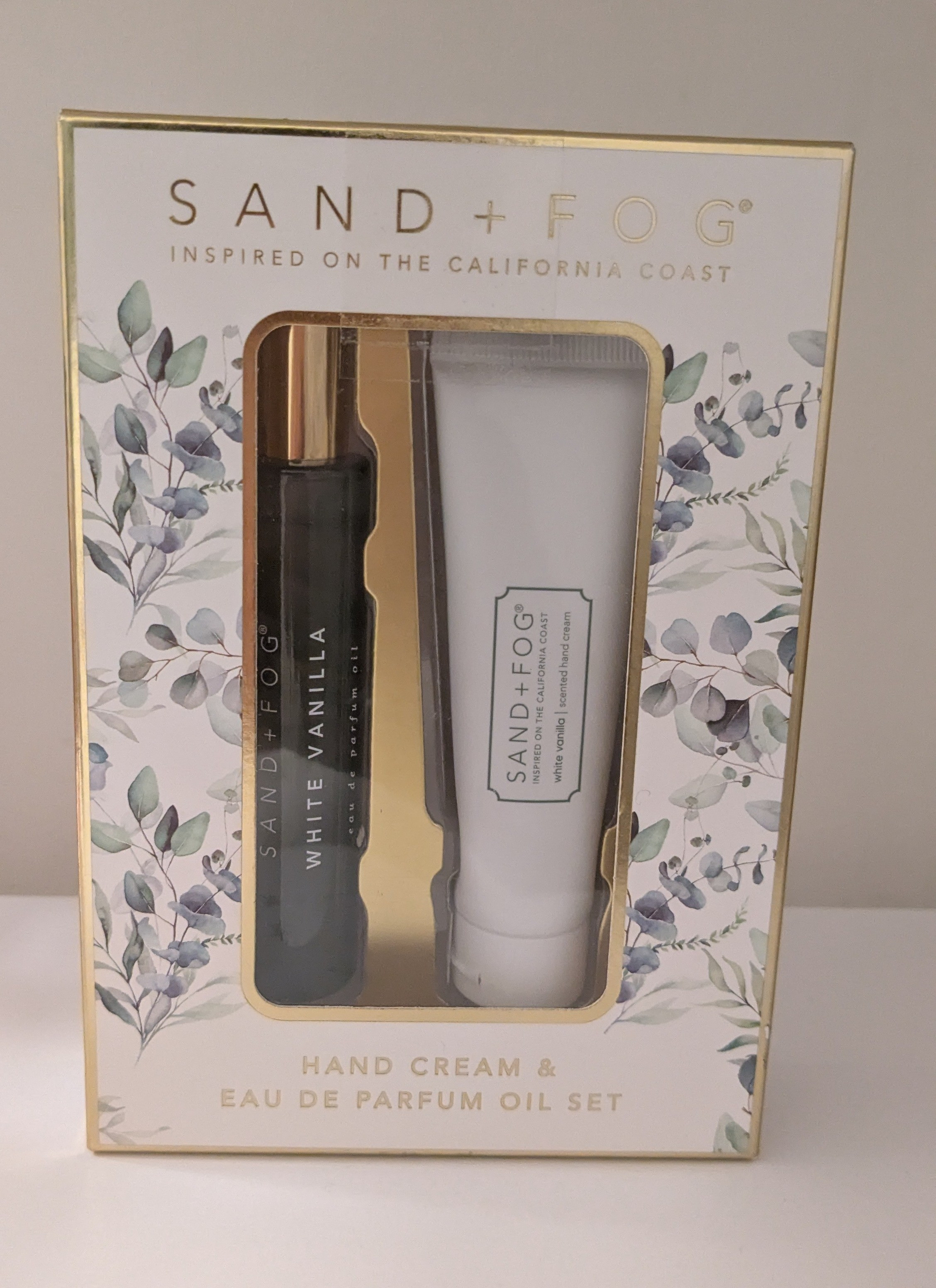 If you like smelling like a freshly baked vanilla cake then this perfume is for you. It's the perfect blend of sweet and buttery goodness! 🎂

#LTKspring #LTKbeauty #LTKcanada