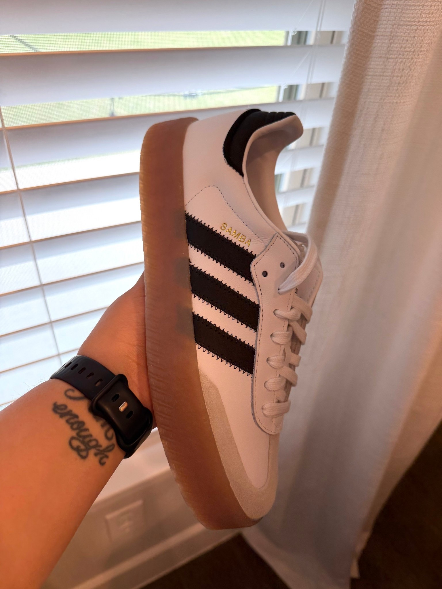 Perfect new shoes for spring! I love Adidas Samba. Currently 30% off 

#adidas #samba #springshoes

#LTKWorkwear #LTKootd