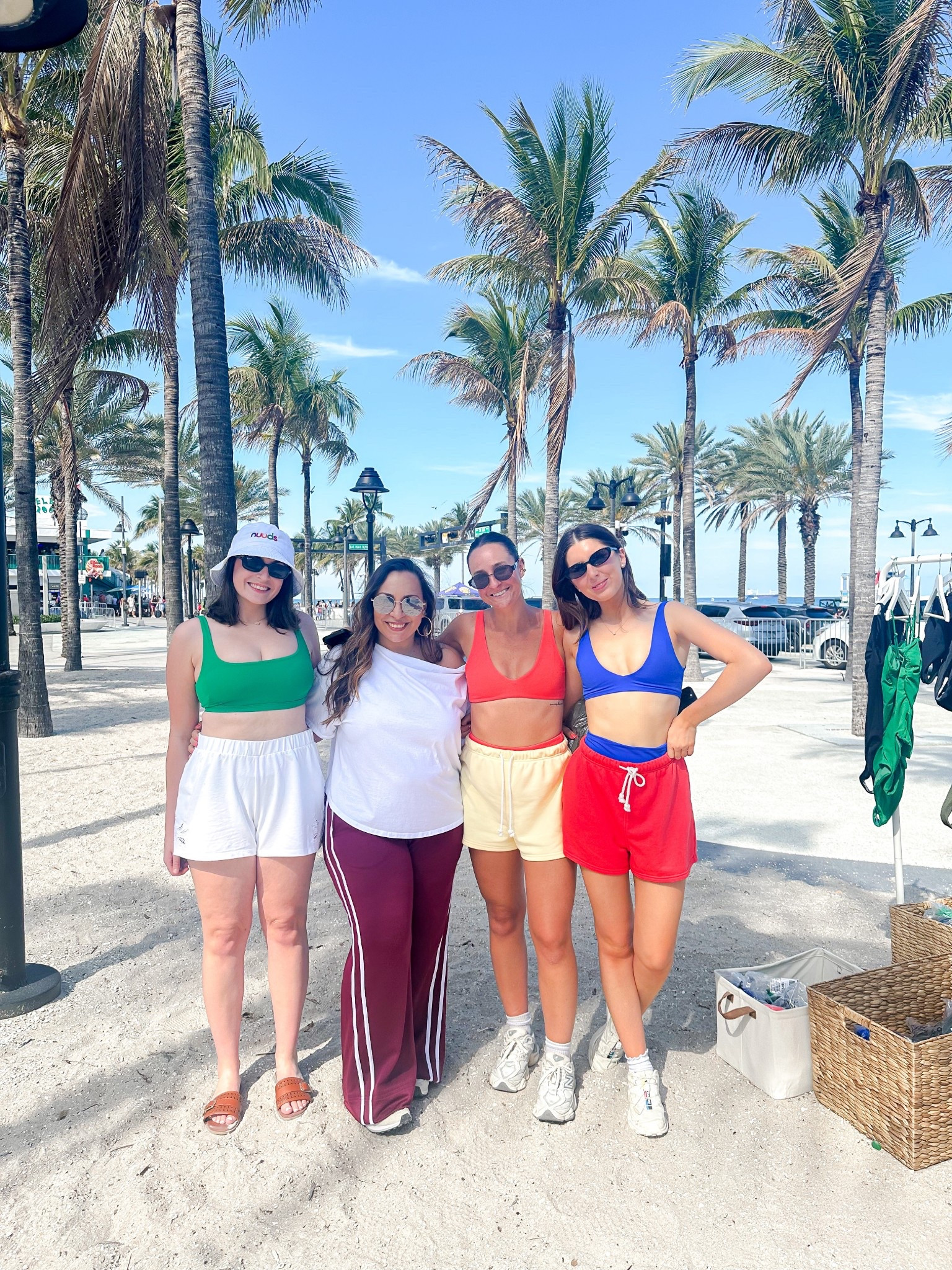 @nuuds ‘fits all around ☀️🌴🍊💦 code: Erica33002


#LTKPlusSize #LTKSwim #LTKMidsize