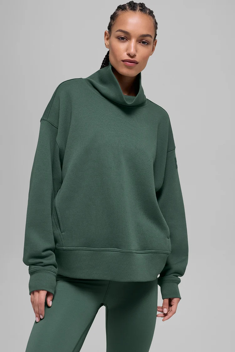 The Hazy Mock Neck Pullover from @alo is back in stock 🤎 I’m loving the color options, especially the black, navy, and brown. Such easy colors to wear for fall.

#Alo #FallStyle #MockNeck #FallFashion 

 #LTKSeasonal #LTKActive #LTKU