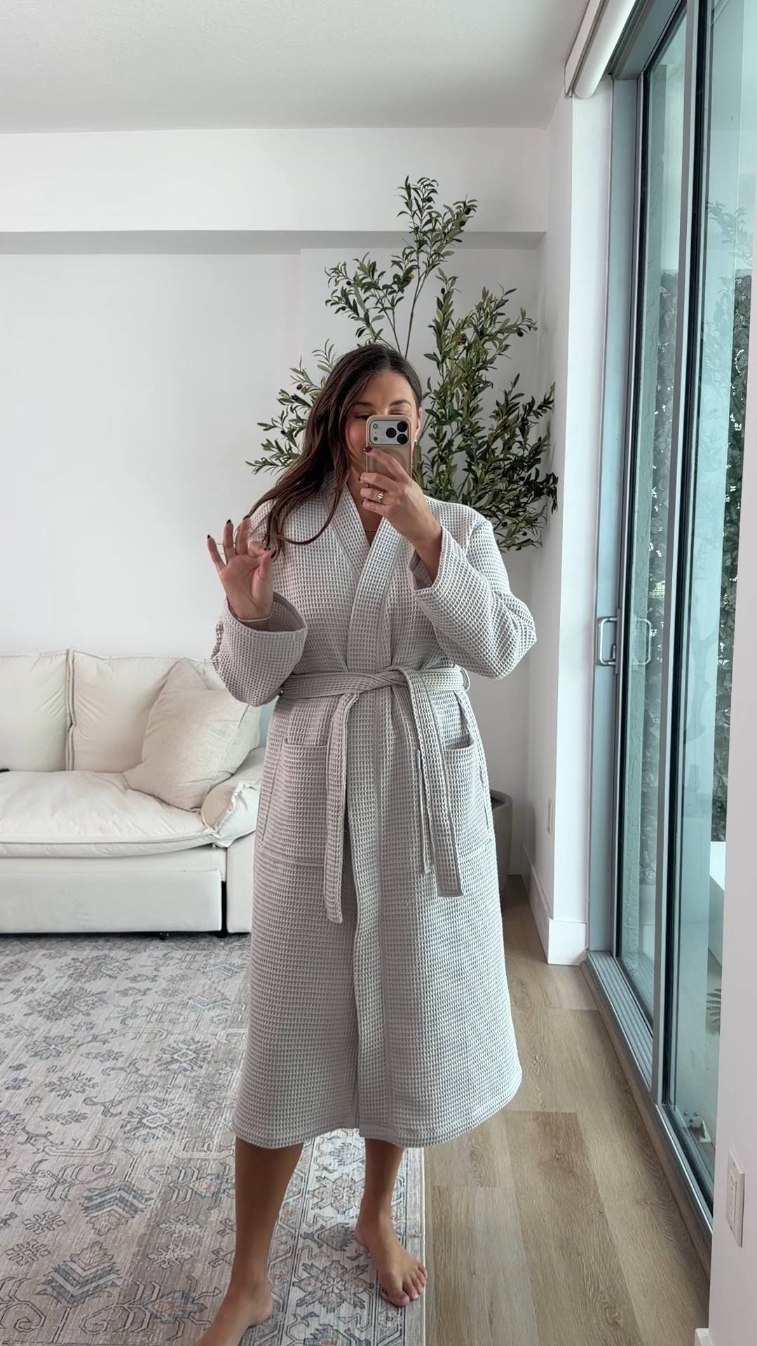 Obsessed with this quince robe!! Feels so luxe and under $50’ makes a great gift idea for her / him size L 


Gift ideas / spa robe / cotton robe / waffle robe / quince / 

#LTKGiftGuide #LTKTall #LTKFindsUnder50