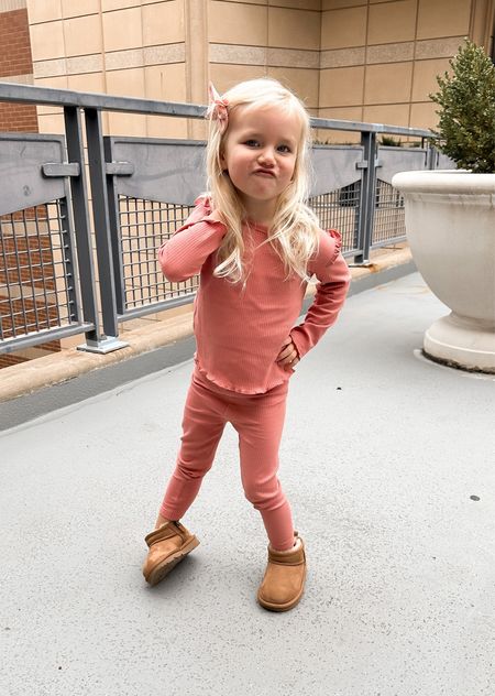 The cutest and most comfy toddler outfits can be found @petiterevery! They have the most adorable baby and toddler fashion and each piece is amazing quality and so soft! 
P has two of these sets and they are so easy to throw on and go! 
.
.


#LTKSeasonal #LTKkids #LTKstyletip