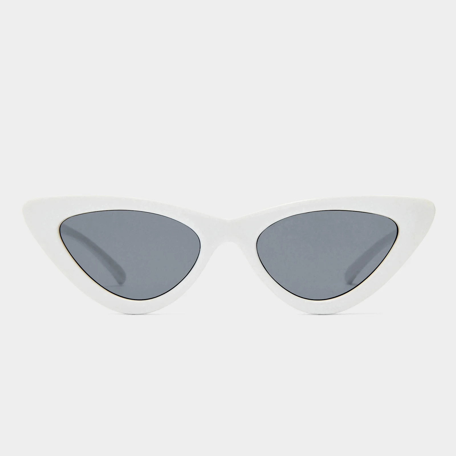 THE LAST LOLITA | WHITE
              



Rated 4.9 out of 5







133 Reviews
Based on 133 revi... | Le Specs (US)