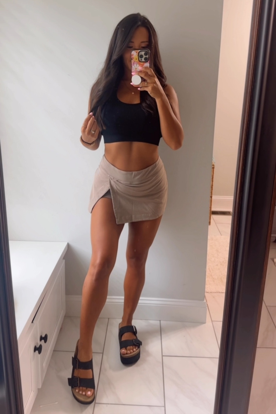 Date night 🖤

#LTKBeauty #LTKStyleTip #LTKFallSale