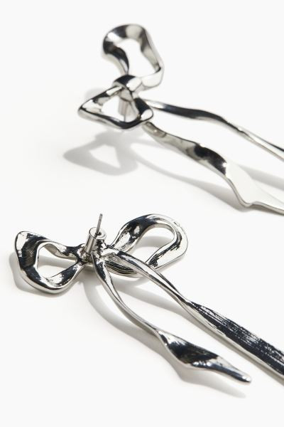 Bow-Shaped Earrings | H&M (US + CA)