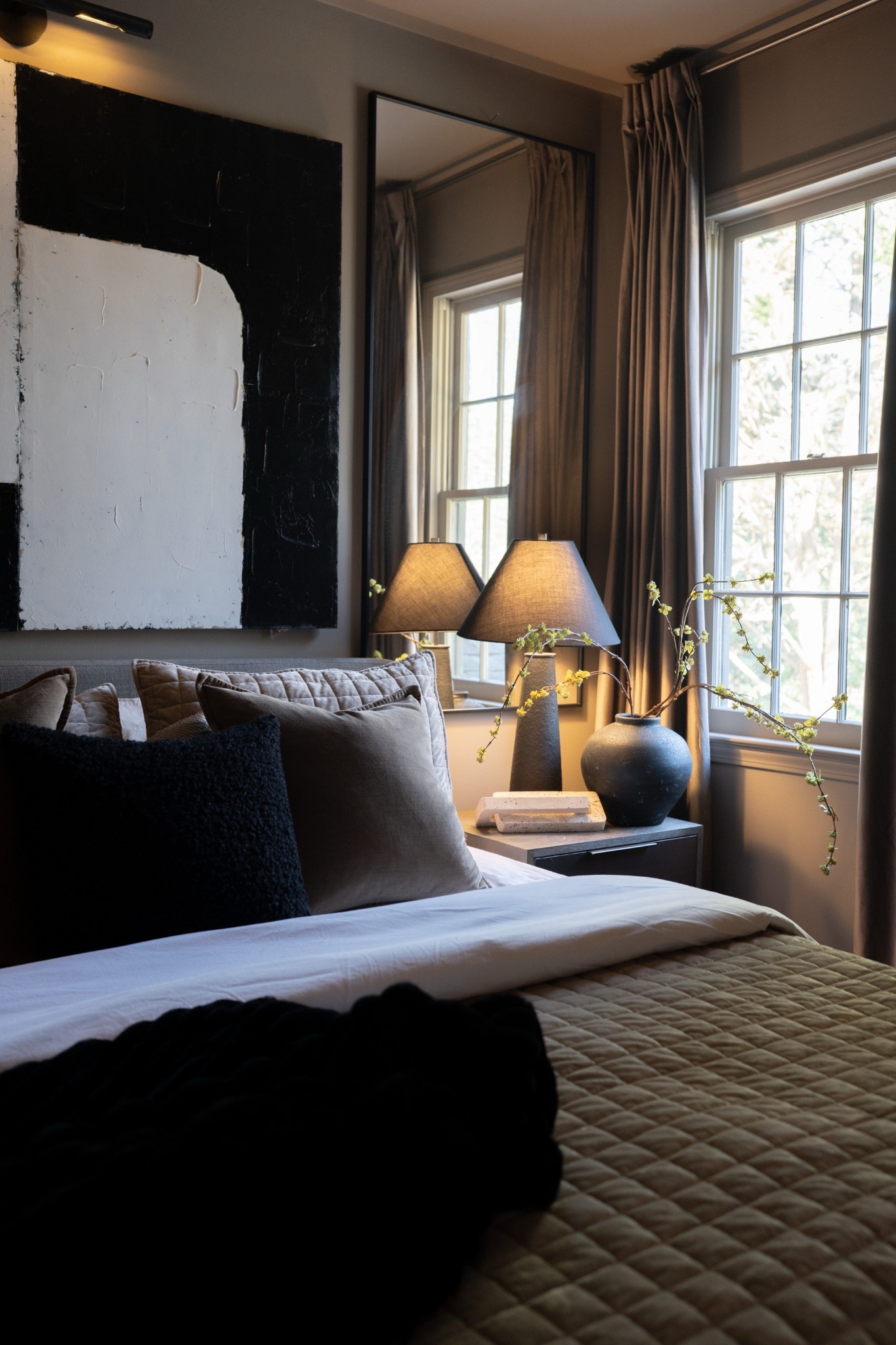 I’m seriously obsessing over Parker’s room! I switched out the art for the mirror & I love how it reflects light and plays off the boucle bench and rustic planter! I’ll link up the art light and the up light behind the planter! They really make this space magical! XxV 



#LTKHome #LTKmomlife #LTKOver40