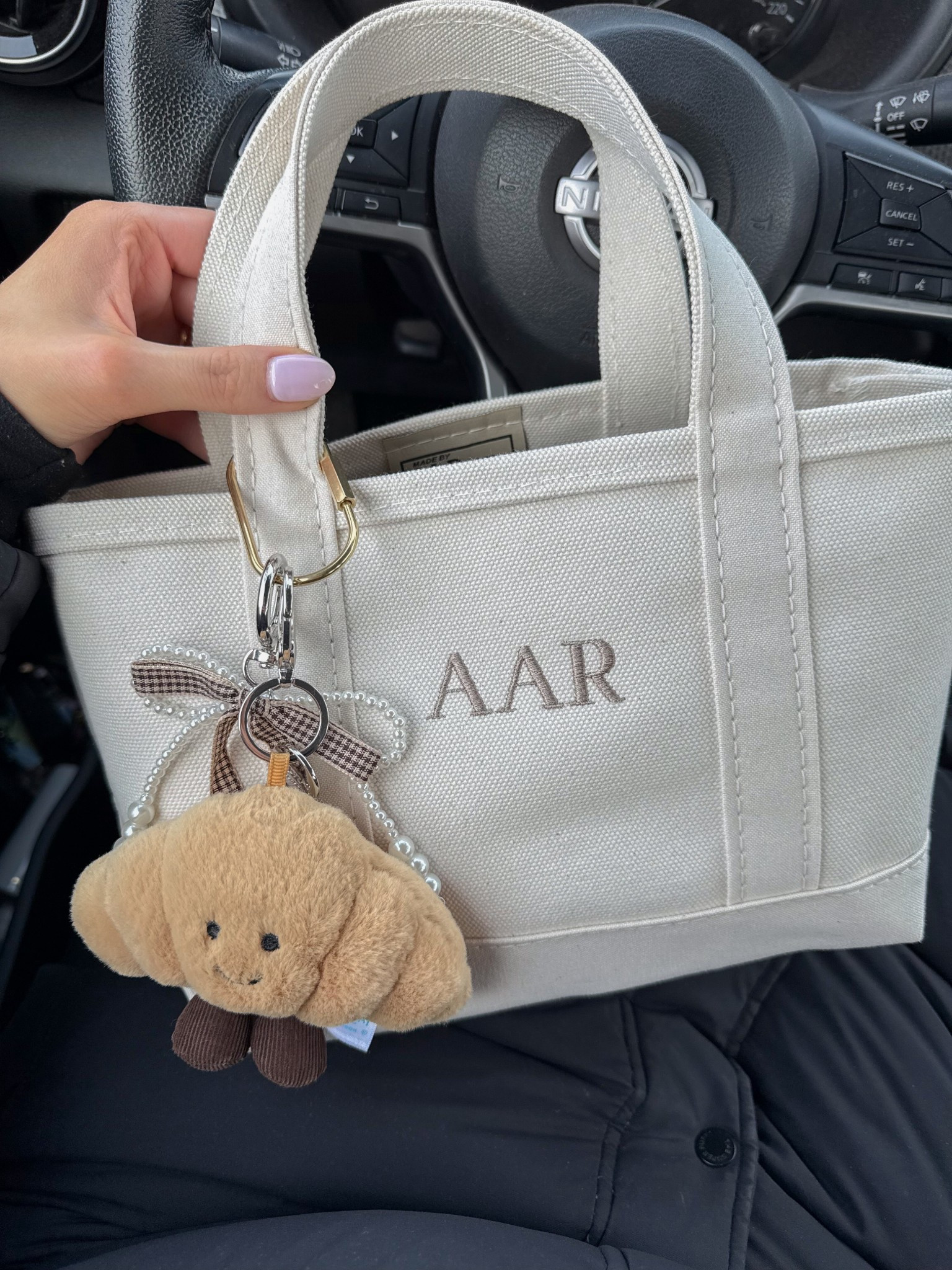 LL bean mini boat n tote details:
Colour: Natural canvas 
Font: Times Bold
Font colour: taupe


#LTKdayinmylife #LTKootd #LTKgrwm