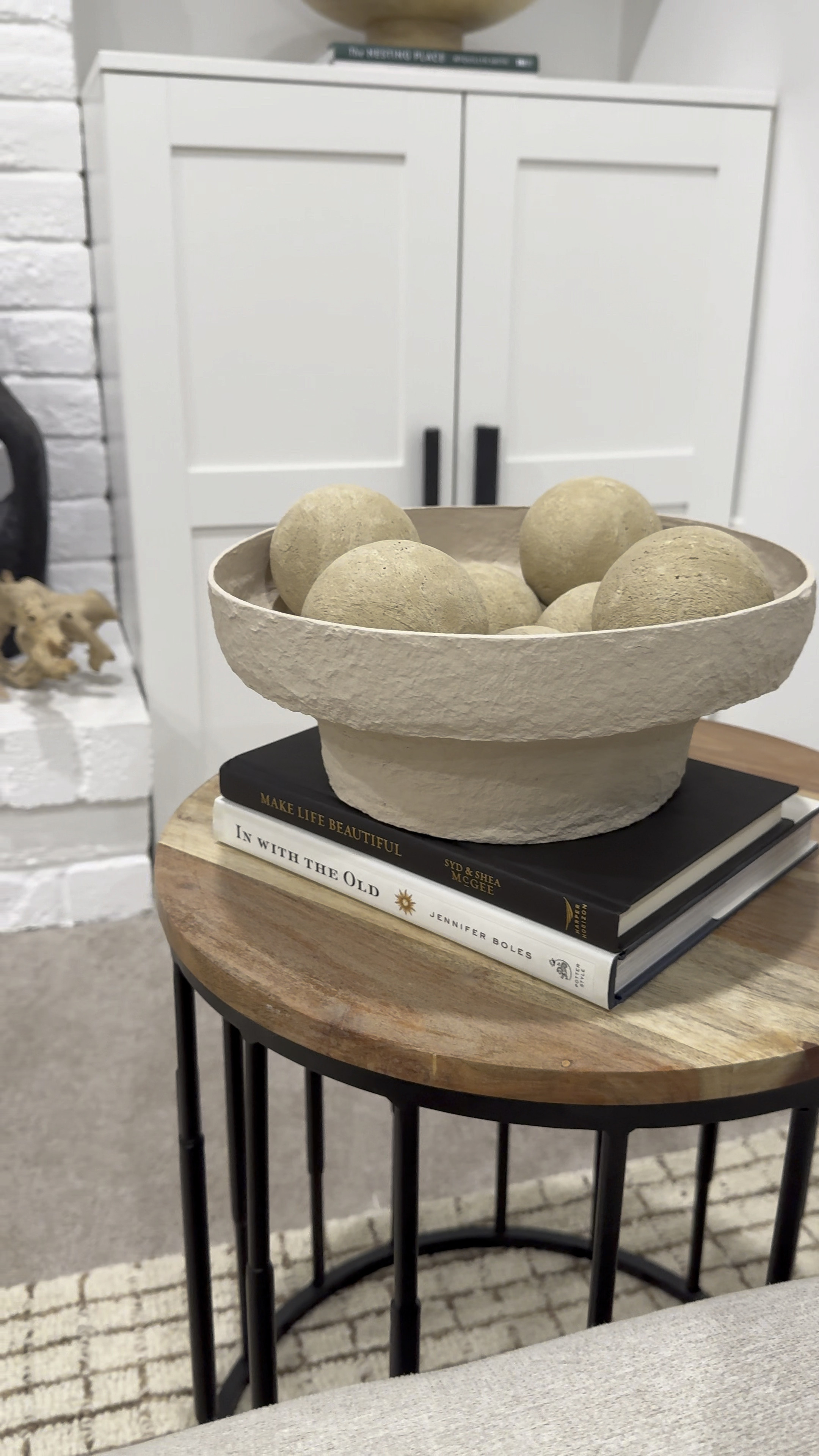 This modern organic bowl is a must have! It is unique and adds so much texture! Perfect for styling on a entryway console table, nightstand or coffee table!

#homefind #modernorganic #decorativebowl #falldecor #homedecor #neutralhome #fallstyling

#LTKcasa #LTKstyletip

#LTKFindsUnder50 #LTKHome #LTKVideo