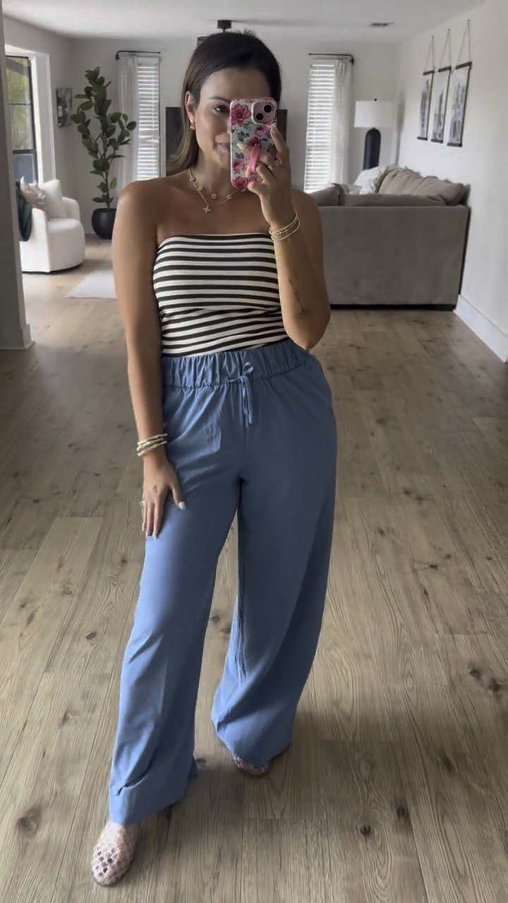I don’t know if you remember these pants from @Target but they have been a topseller since last year! 

They came out with 2 new blue colors and I absolutely love them for spring! Perfect for everyday - activewear, travel, etc. can easily be dressed up or down!

This striped tube top is buttery soft! I love it paired with these pants. 😍

#LTKgrwm #LTKdayinmylife #LTKootd