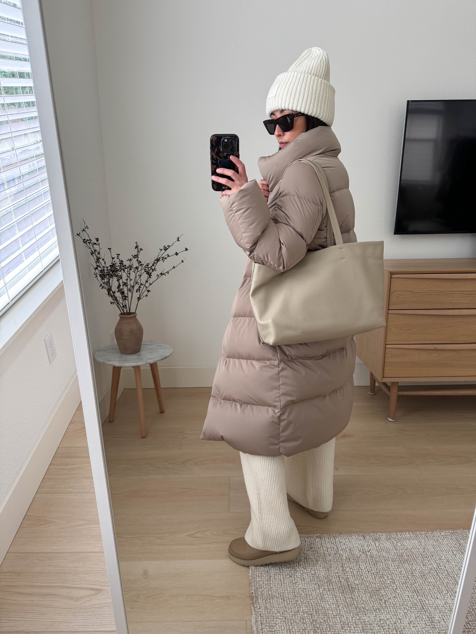 Cozy cold weather outfits. 

Uniqlo coat xs (old)
Gap ribbed lounge pants petite xs (old)
Ugg leather boots 5 (old)
Cuyana Easy tote small in Stone
Varley beanie
YSL sunglasses

Winter style, winter outfits, petite style 

#LTKPetite #LTKSeasonal