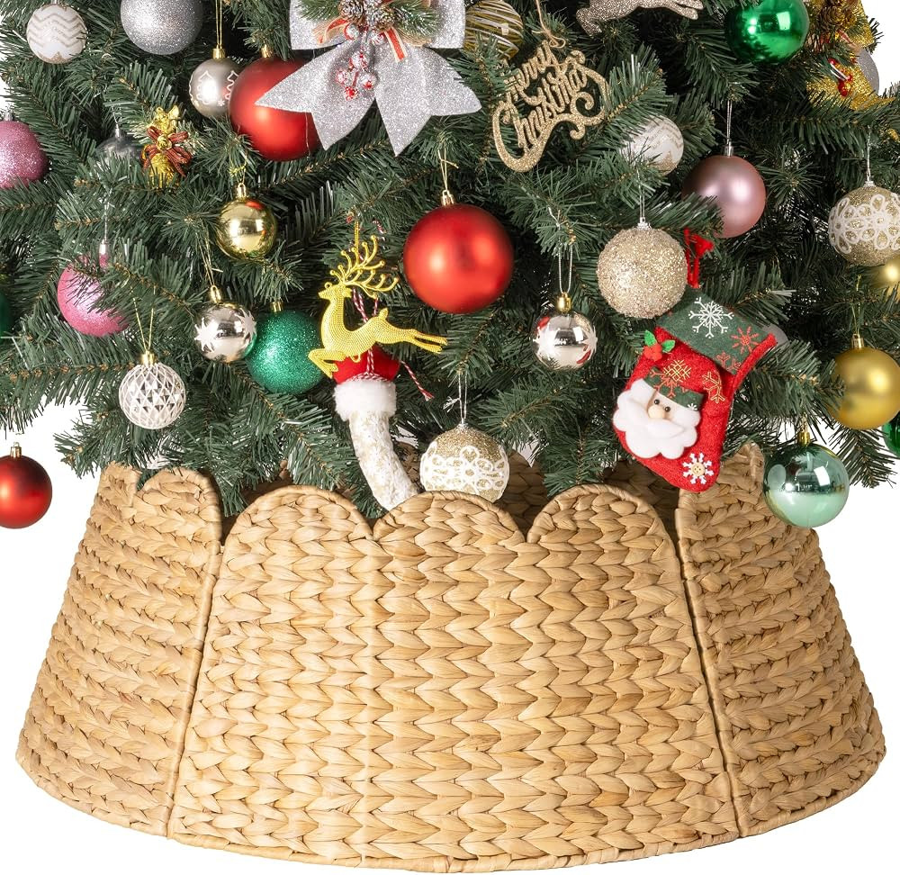 StorageWorks 28" Scalloped Christmas Tree Collar, Wicker Christmas Tree Base Skirt with Water Hya... | Amazon (US)