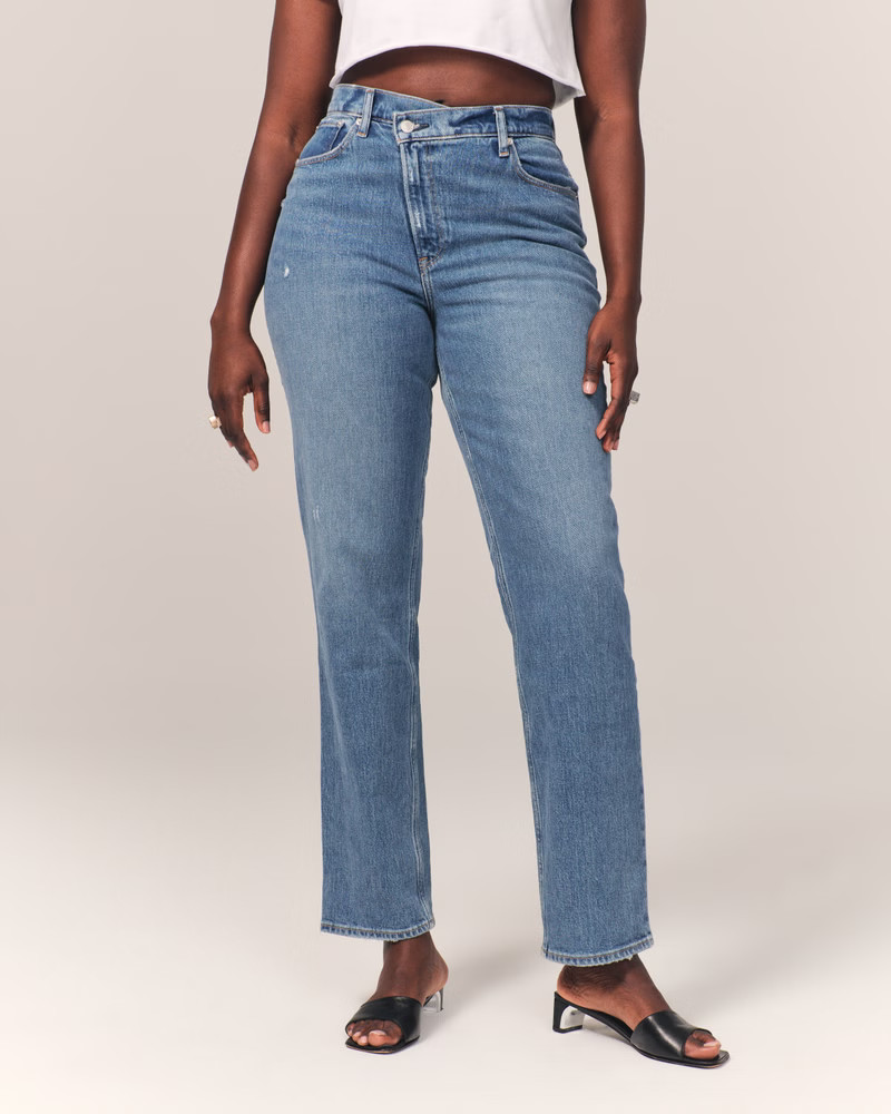 Curve Love Ultra High Rise 90s Straight Jean | Abercrombie & Fitch (US)