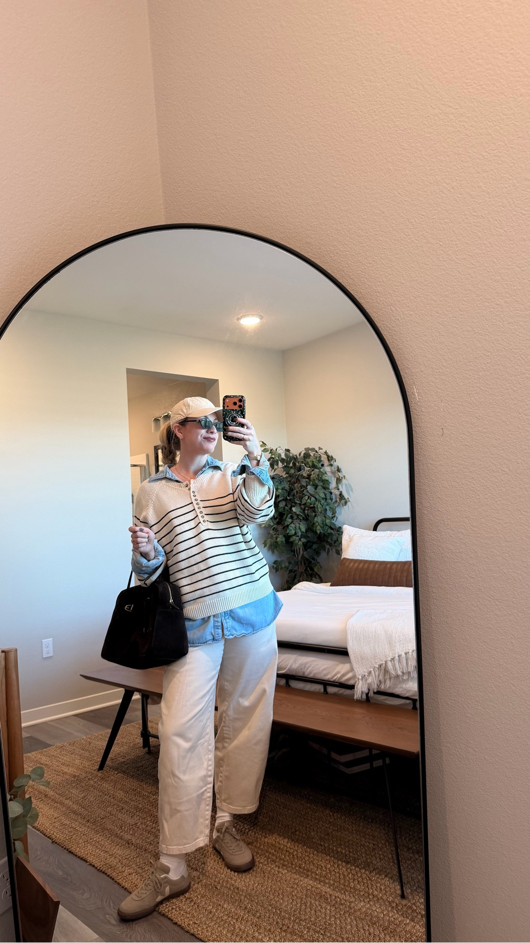 making basics… better 🤍
denim shirt → layered.
creams + suede → elevated.
5 seconds, whole vibe.

outfit details ↓
▫️ denim button-up (aerie)
▫️ cream knit sweater layered on top
▫️ everlane barrel jeans ✨
▫️ veja suede sneakers
▫️ cream baseball cap
▫️ madewell suede bag

quiet luxury layers for real life — shop & re-create the look 🤎

layeredoutfit, quietluxury, fallstyle, casualootd, outfitinspo, everydaystyle, minimalstyle, elevatedbasics, capsulewardrobe, fallcapsule, classicstyle, streetstyle, chiccasualoutfit, neutralaesthetic, sezane, everlane, madewell, veja, denimoncream, fallfashionfinds, ltkfallfashion, ltkstyle, ltkitbag


#LTKgrwm #LTKSaleAlert #LTKootd