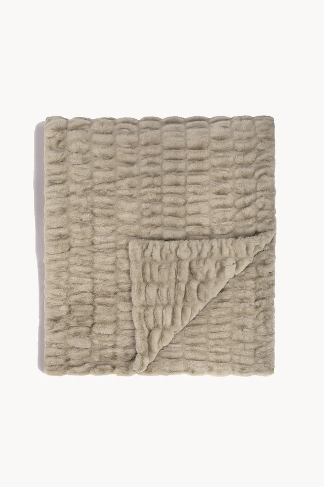 Antique Ivory | Lola Blankets