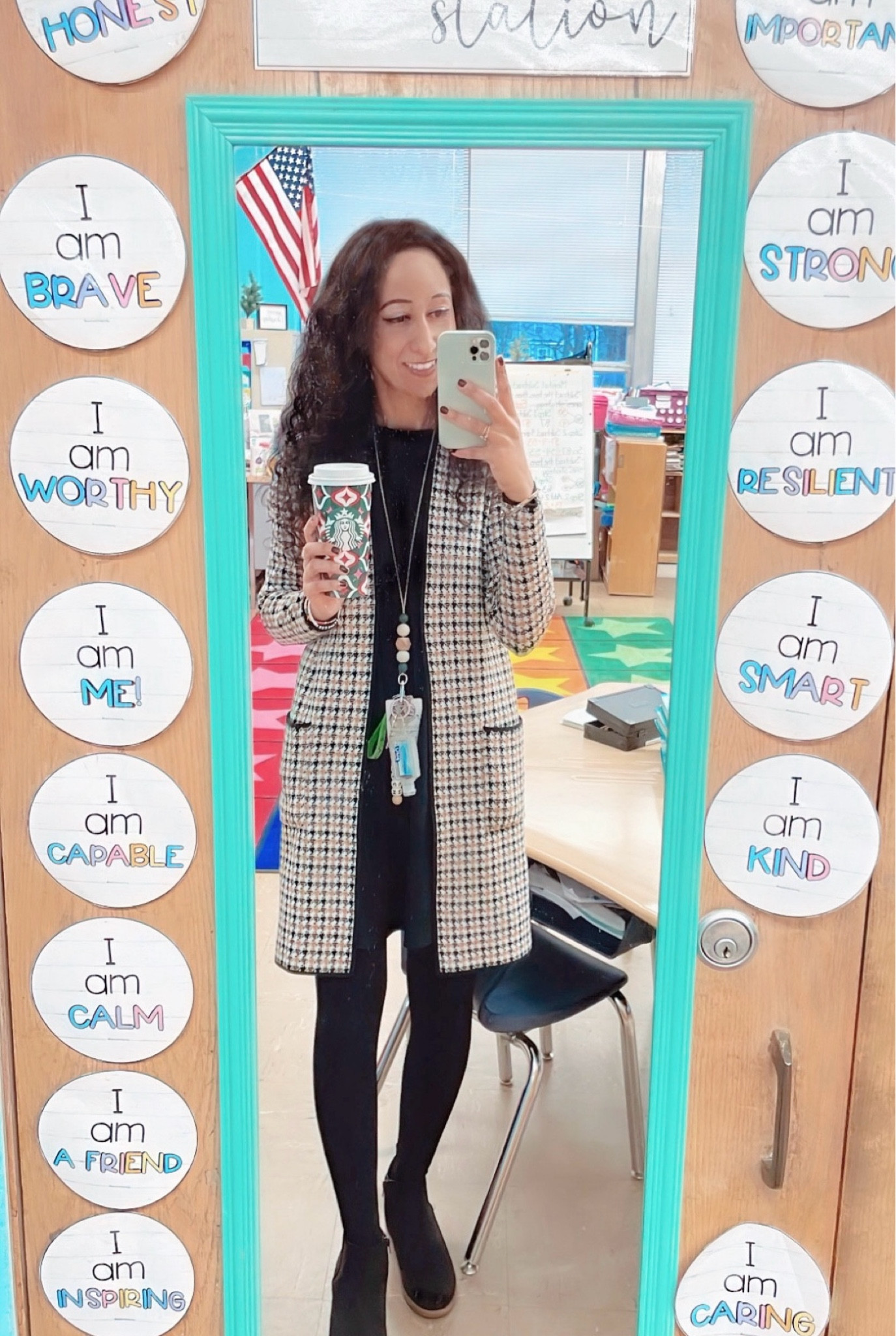 This open sweater cardigan is on major sale ahead of Cyber Monday! Comes in other patterns and colors! 

Winter outfit 
Holiday outfit
Teacher outfit 
Holiday party 

#LTKHoliday #LTKCyberWeek #LTKGiftGuide