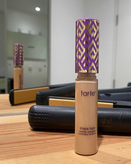 Not sure what took me so long but loving the Tarte Shapetape Concealer! I bought it over the weekend in the shade light / medium and I’m very impressed! #tarte #beautyfind #shapetape #concealer

#LTKbeauty