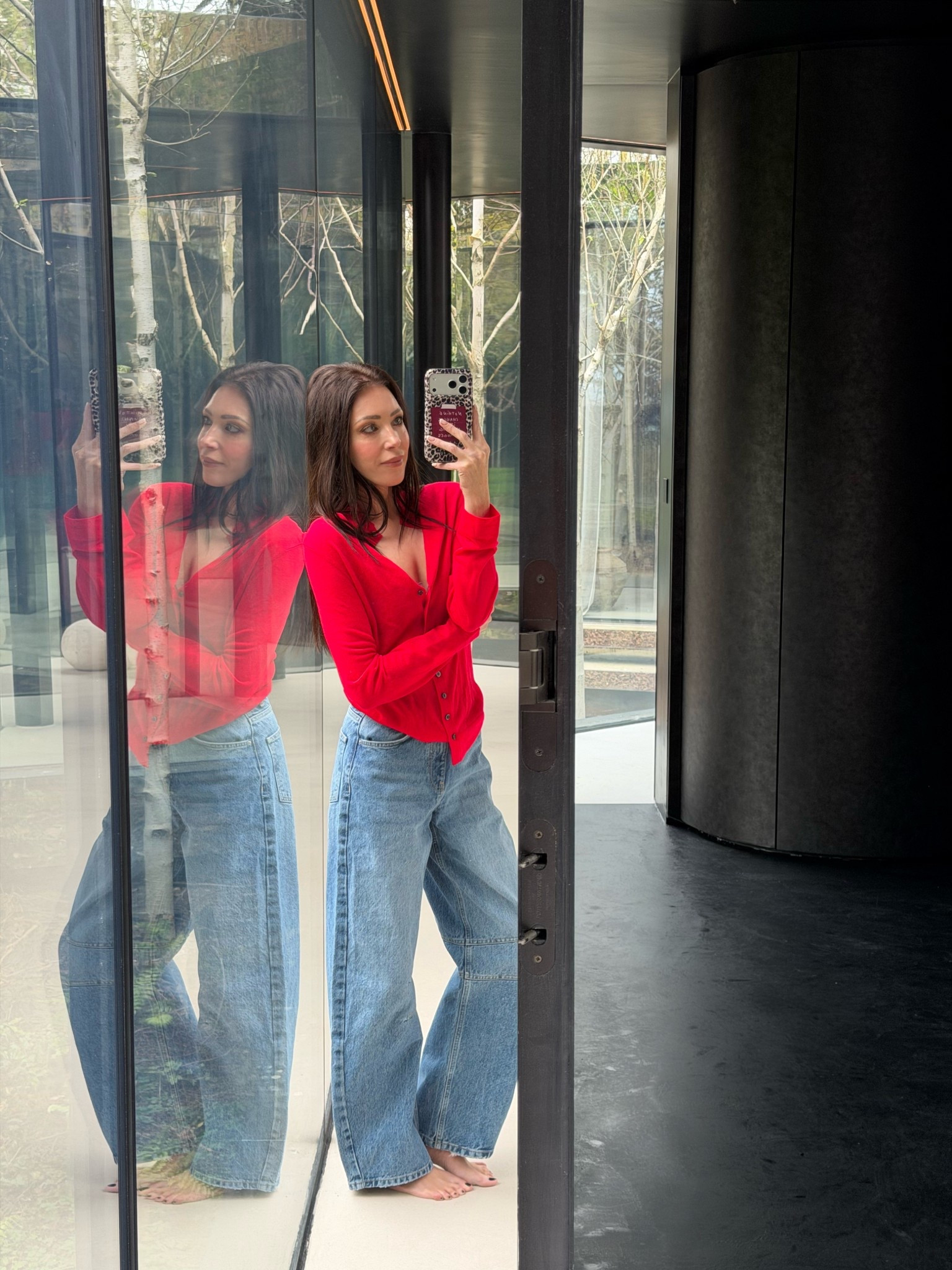 Jeans waist is snug and true to size 
Knit top is slouchy and roomy 