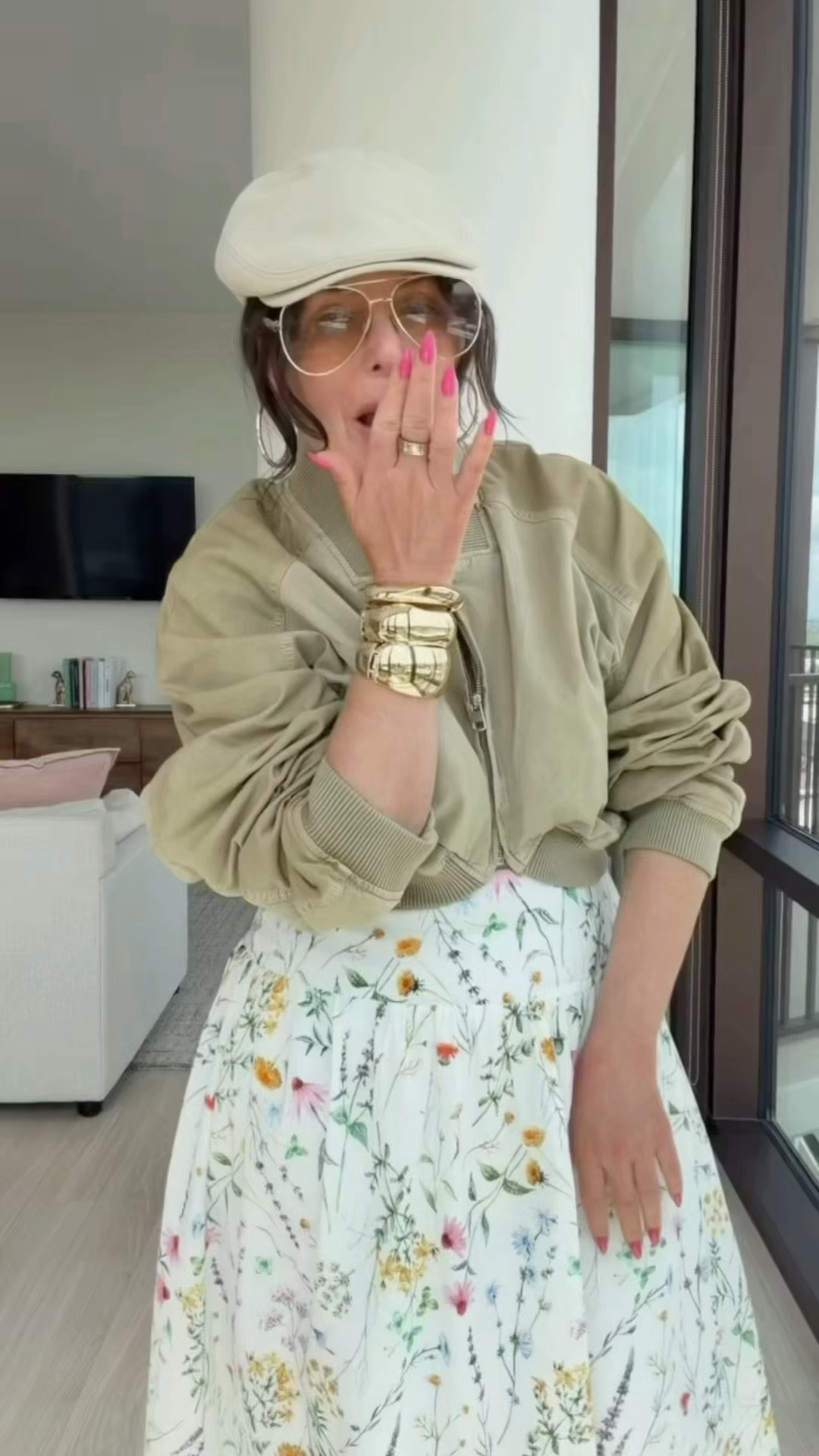 I’m telling myself these are my one pair of splurge frames this Summer. Will I make myself a liar??



#LTKgrwm #LTKOver40 #LTKTravel