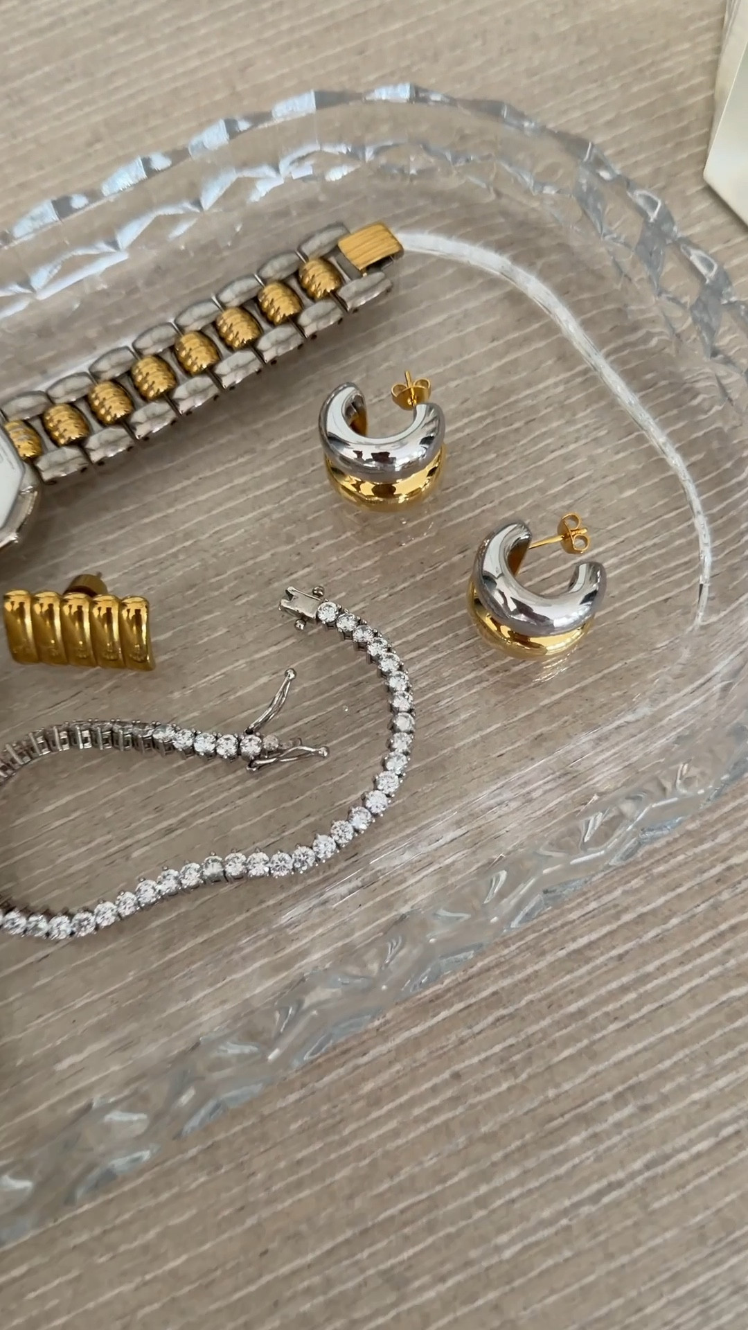 10% off Caitlyn Minimalist code: CWATTCM 

#LTKHome #LTKSaleAlert