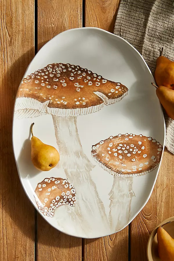 Mushroom Oval Serving Platter, Light Brown | Terrain