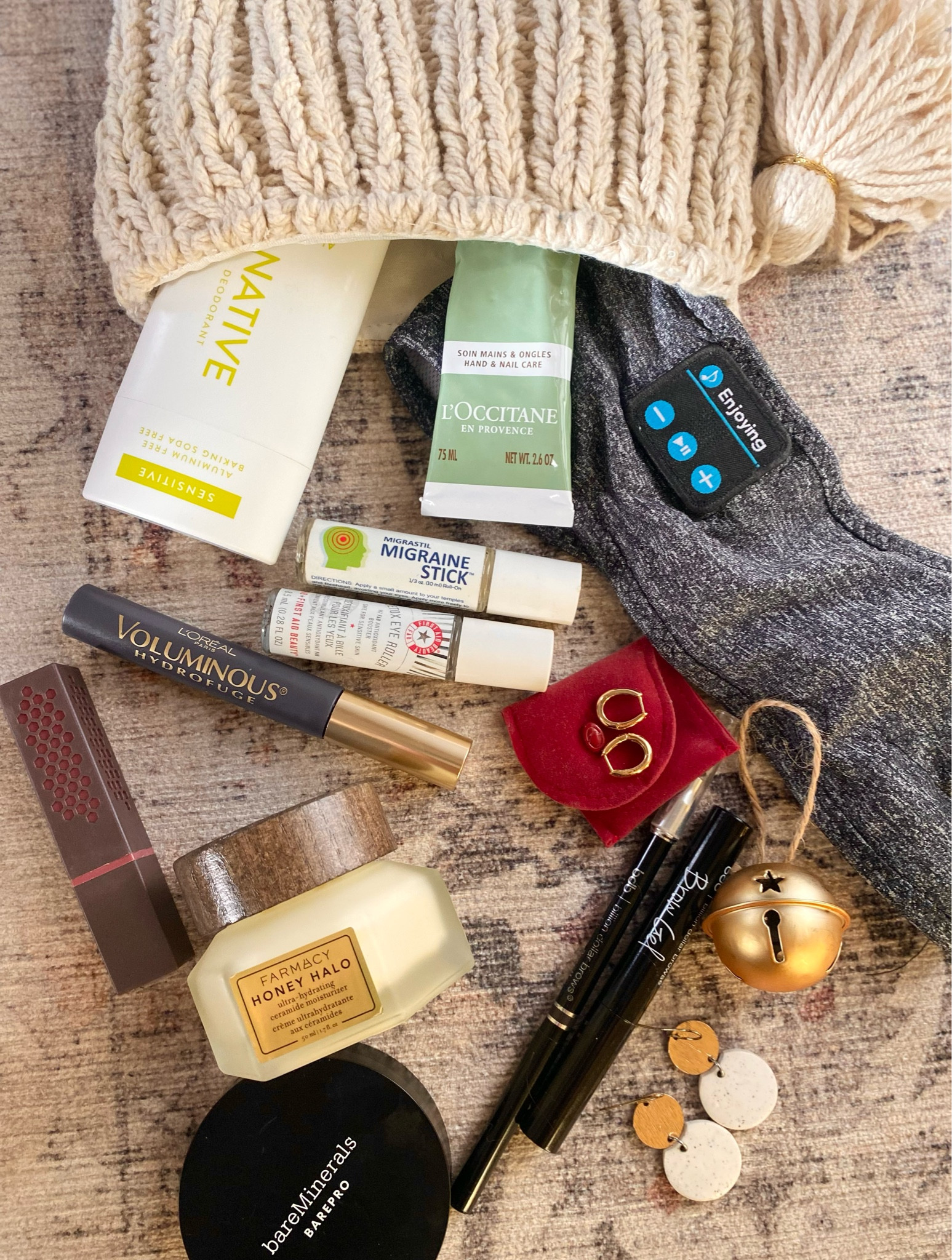 Do you fill your own stocking for the holidays? Here are my favorite self care stocking stuffers

#LTKHoliday #LTKGiftGuide #LTKover40