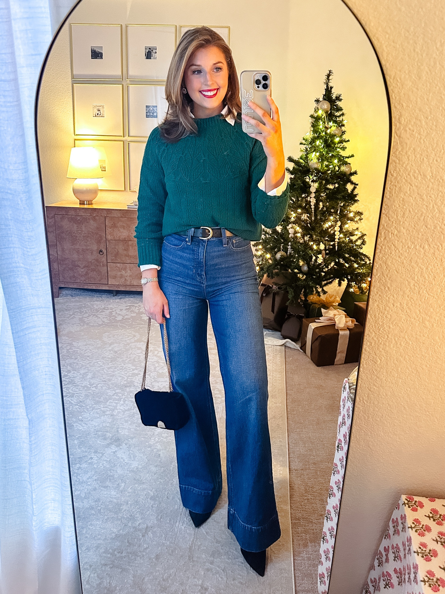 Winter outfit idea! Wearing an XS in sweater and 25 / reg in jeans 

#LTKSeasonal #LTKHoliday