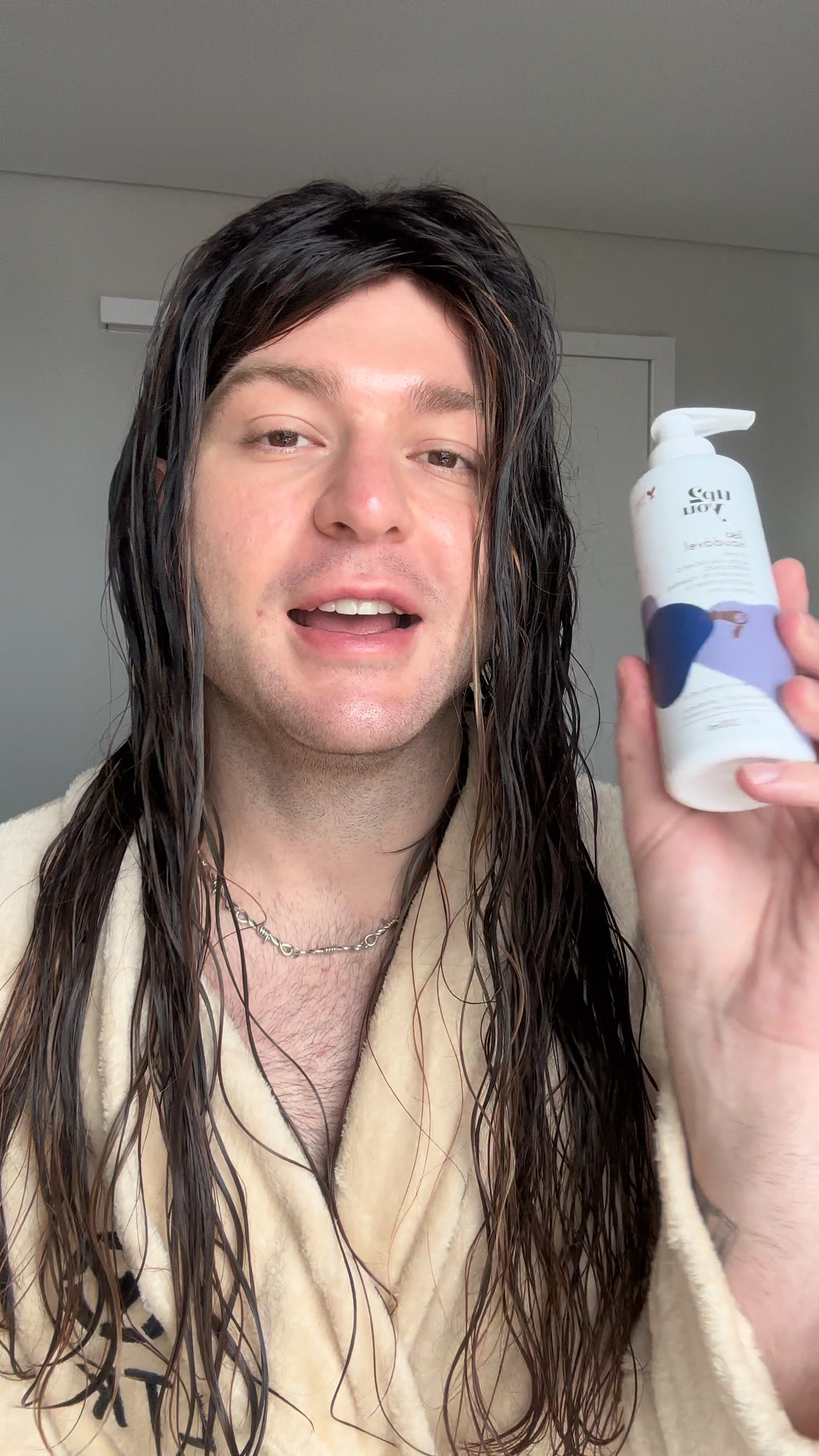 Para manter formato mais liso e a escova durar mais 

#LTKbeauty