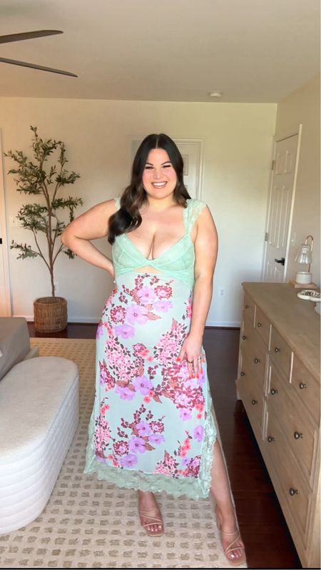 The prettiest dress for summer time from Free People! Love the sage green color however it’s available in a bunch of other colors! 

Dress - xl 
Shapewear - xl *use code KELLYELIZXSPANX to save 

Free people, suddenly fine, lace dress, summer dress, summer fashion, free people dress 



#LTKSeasonal #LTKMidsize #LTKFindsUnder50