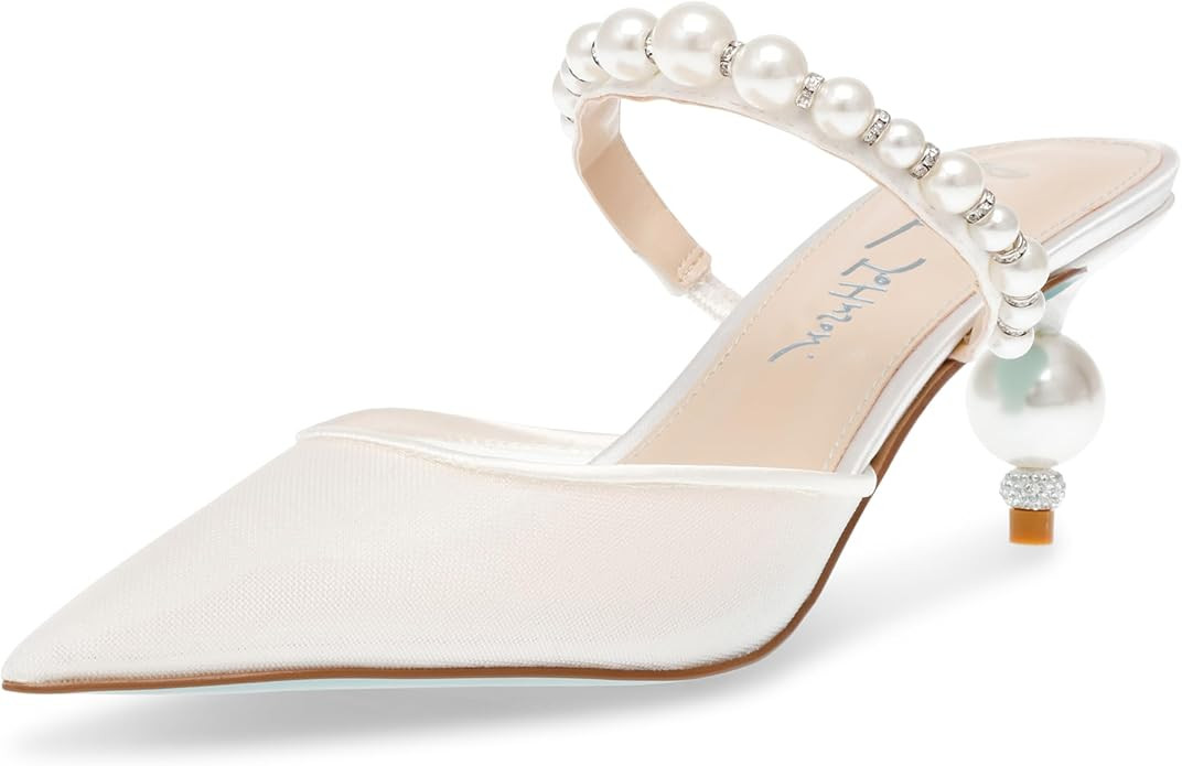 Betsey Johnson Women's Evey Pump | Amazon (US)