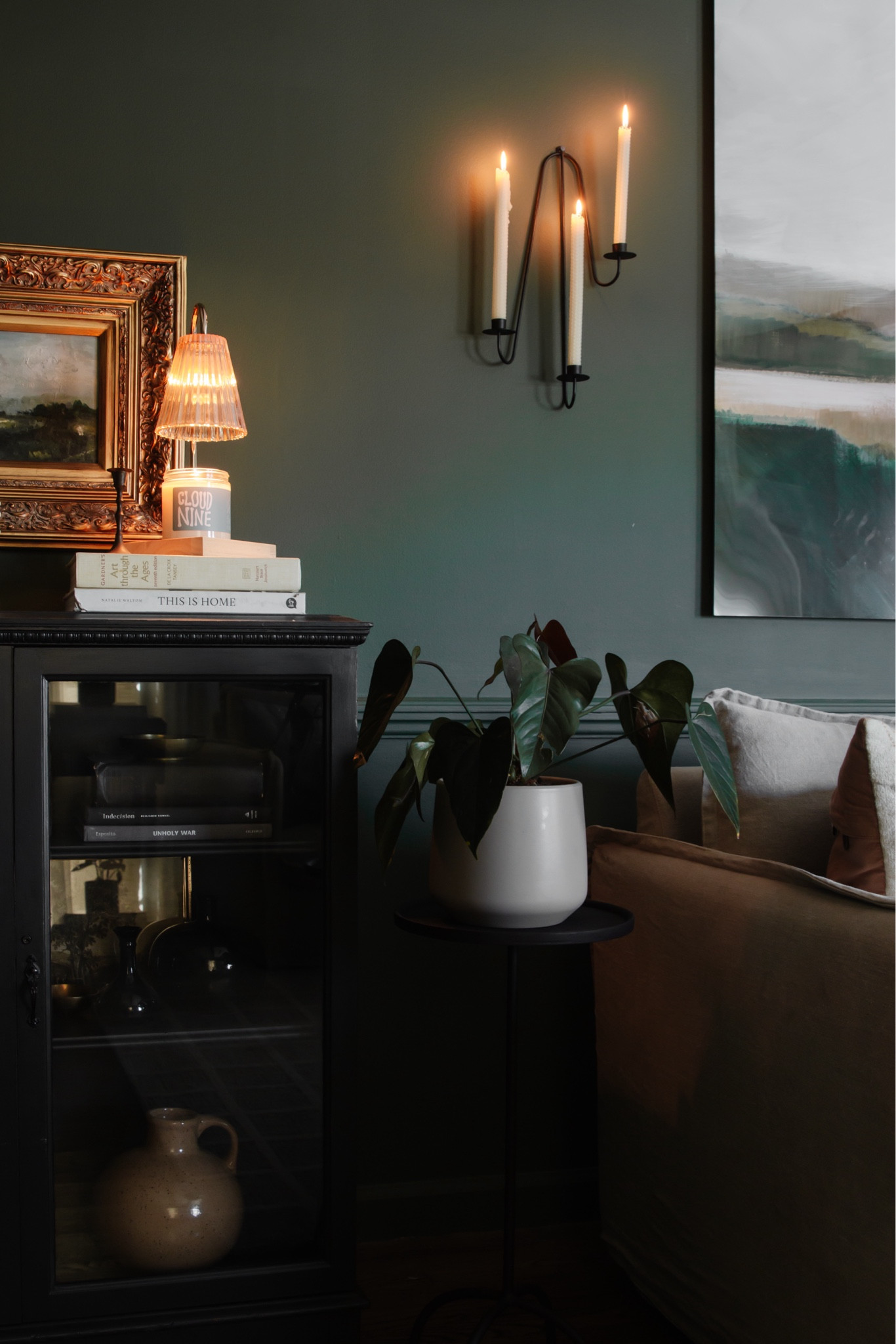 A cozy and moody corner  

#LTKhome