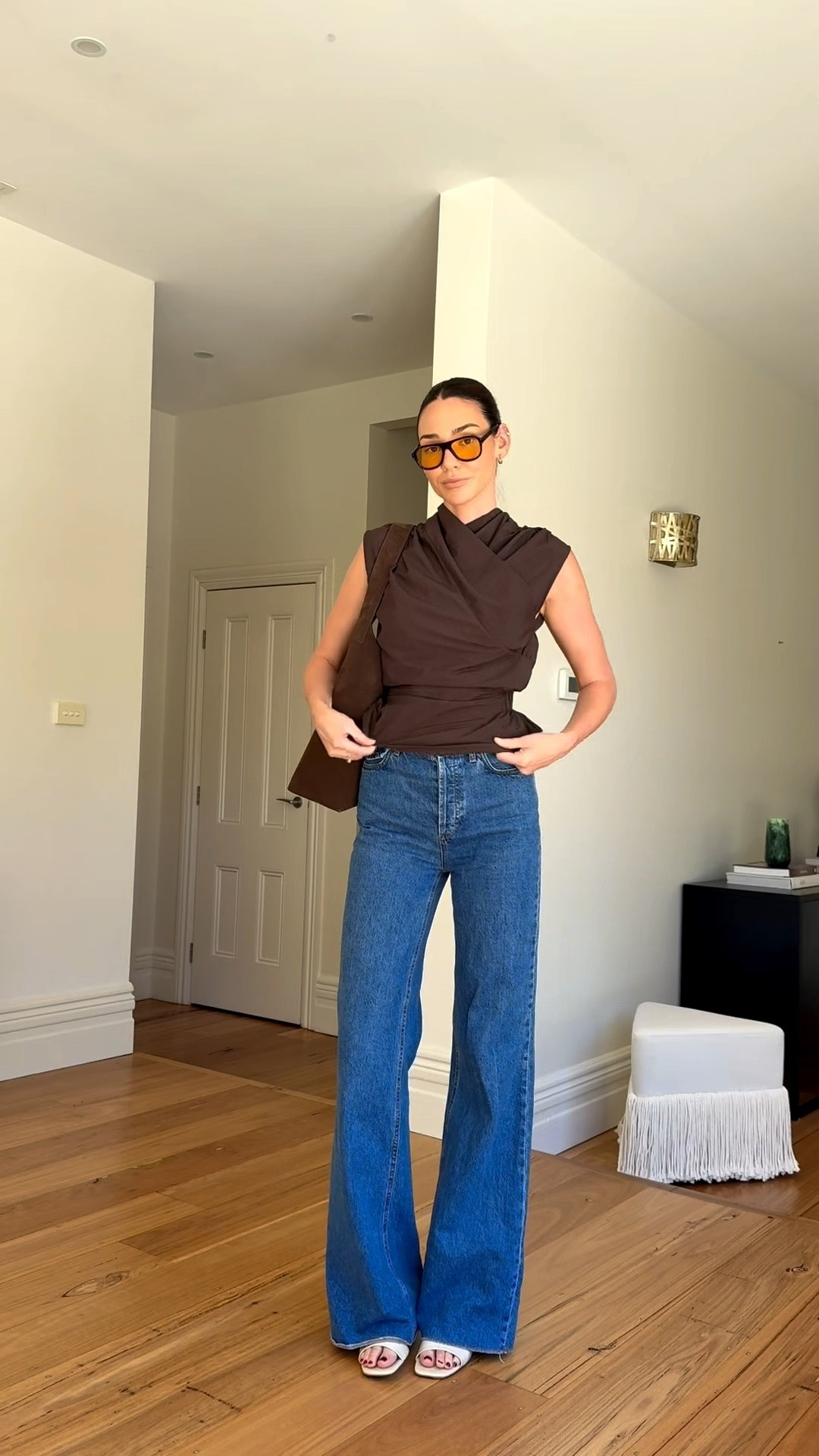 Unboxing my new kite hobo bag from Strathberry 

Obsessed with this chocolate suede- perfect for autumn/winter 

#LTKbag #LTKaustralia #LTKautumn