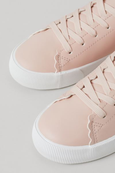 Scallop-edged Sneakers | H&M (US + CA)