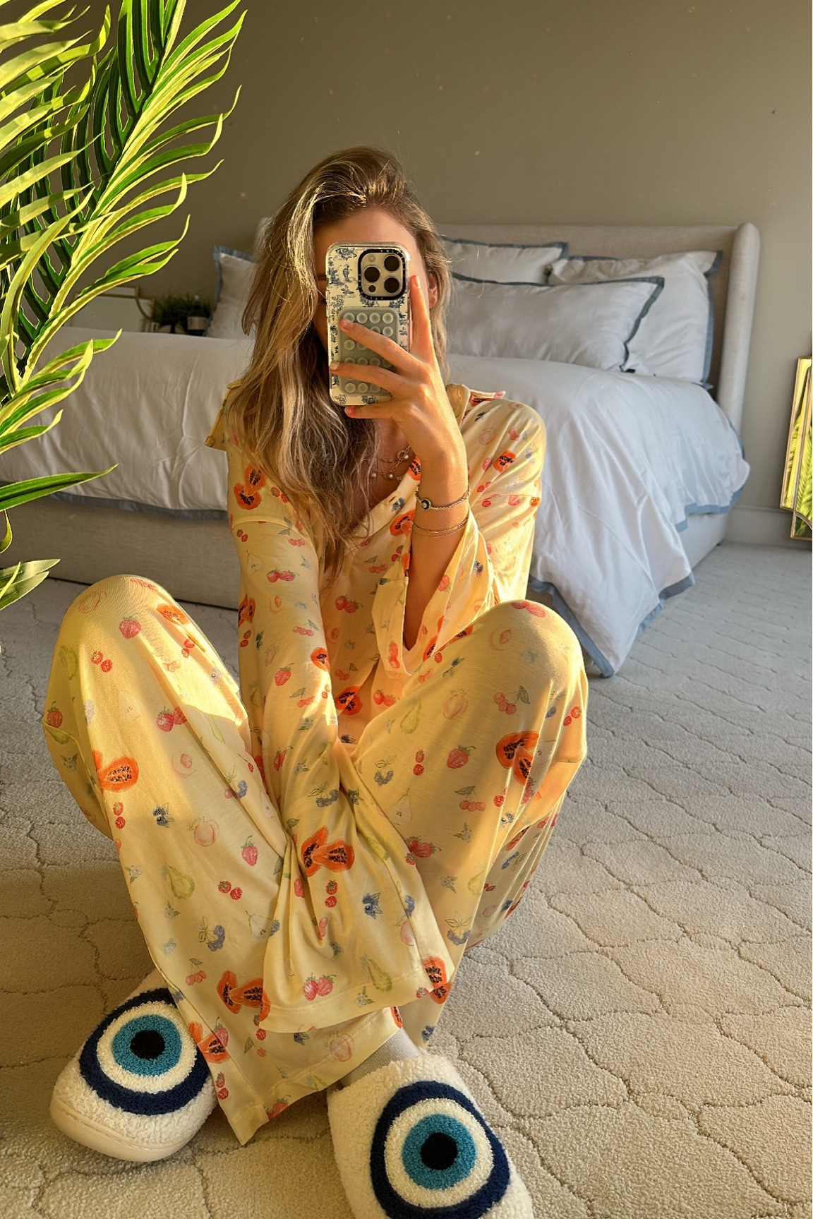 DJERF AVENUE DUPE ALERTTT🍑🍒🍌 These are my favorite pajamas of all time but they’re so hard to get your hands on and a bit pricey so here are some SUPER CUTE DUPES!!

#LTKSeasonal #LTKGiftGuide #LTKfindsunder50