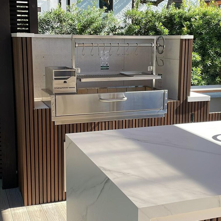 Tagwood BBQ Fully Assembled Built-In Santa Maria Argentine Wood Fire & Charcoal Grill - BBQ05SSF | BBQ Guys