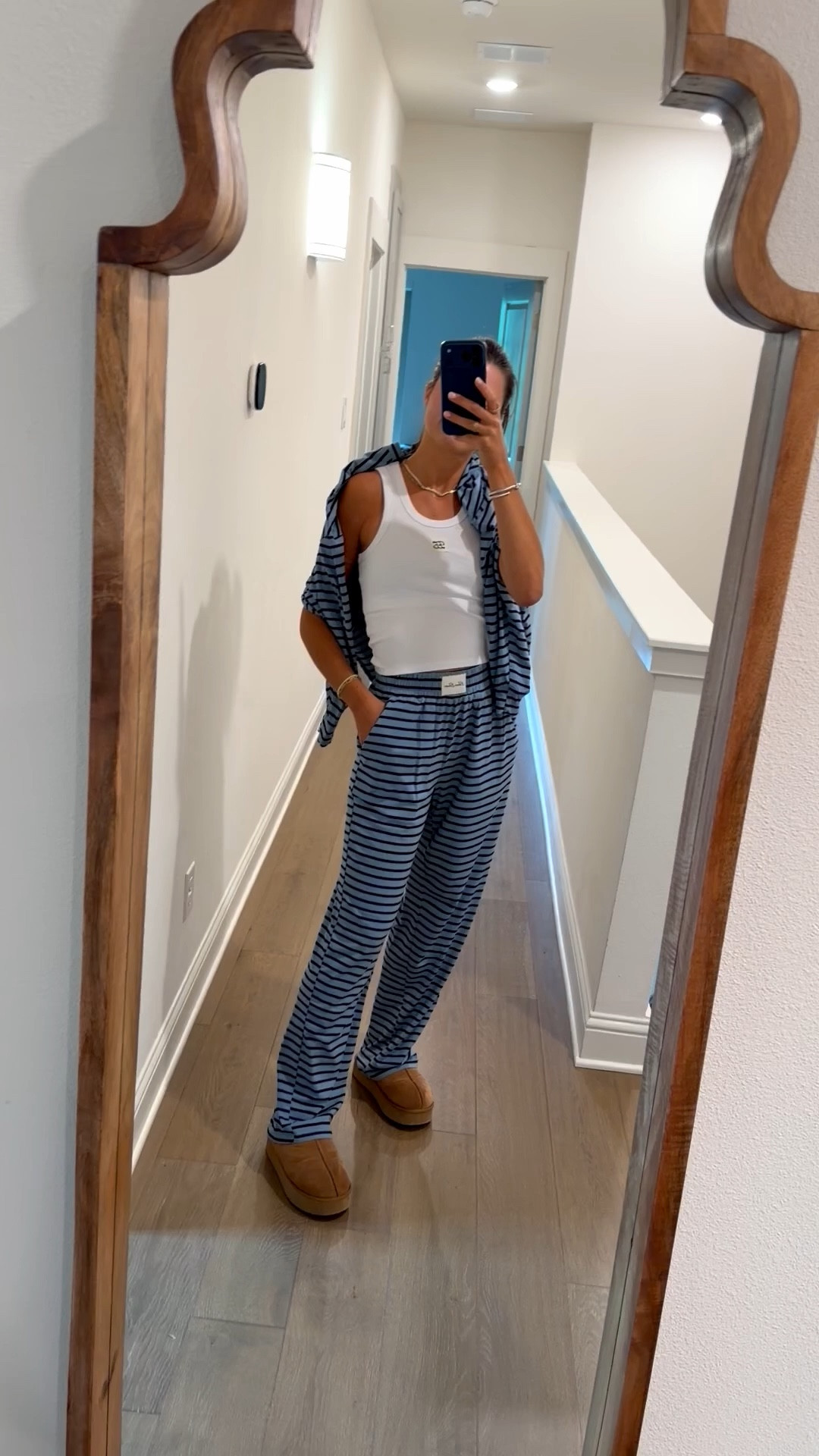eleven eleven matching set 






matching set 






airport outfit, travel outfit, comfy wfh fit, striped pants, white tank 



#LTKTravel #LTKootd #LTKSeasonal