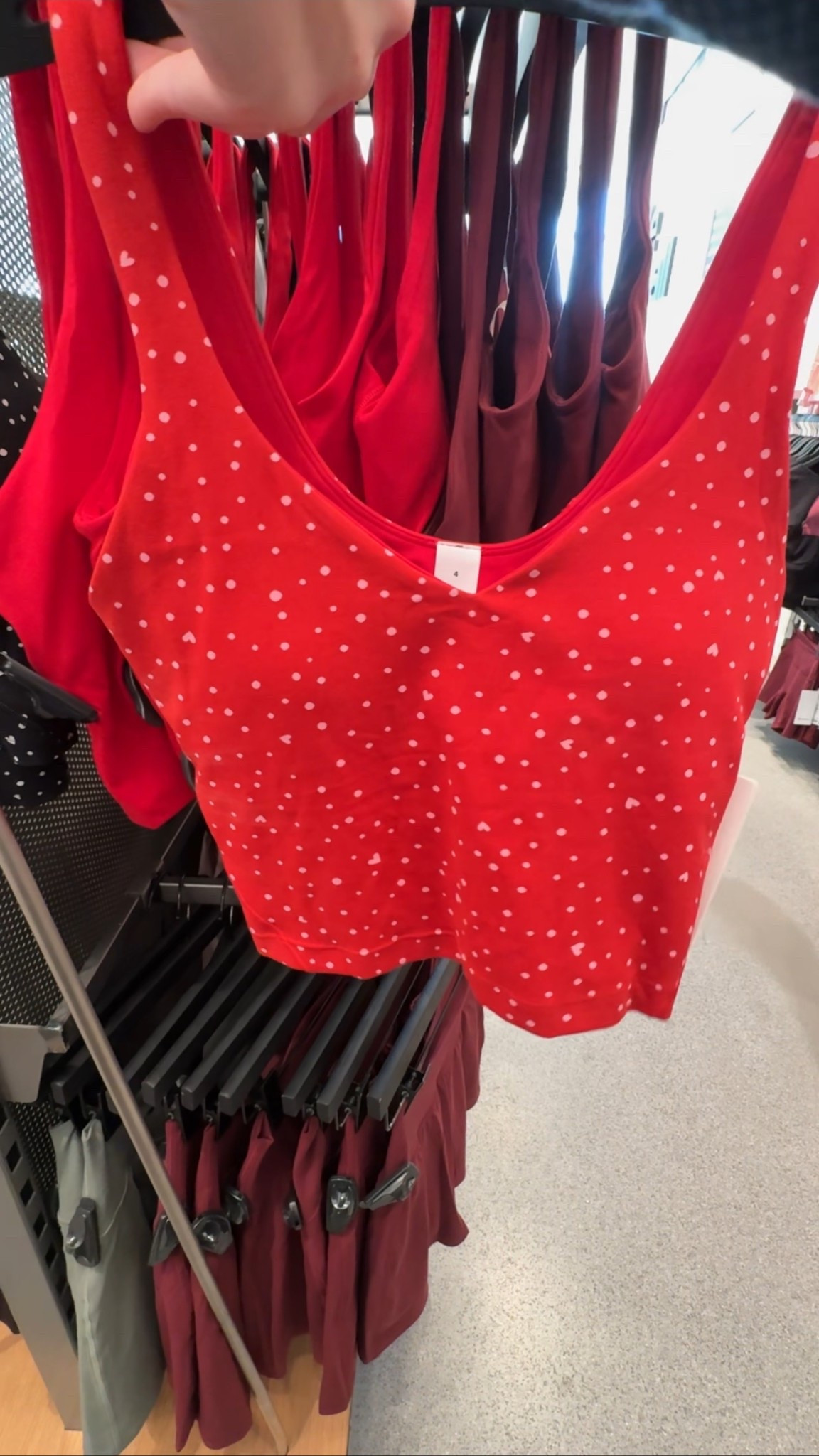 scatter heart top

#LTKootd #LTKActive #LTKSeasonal