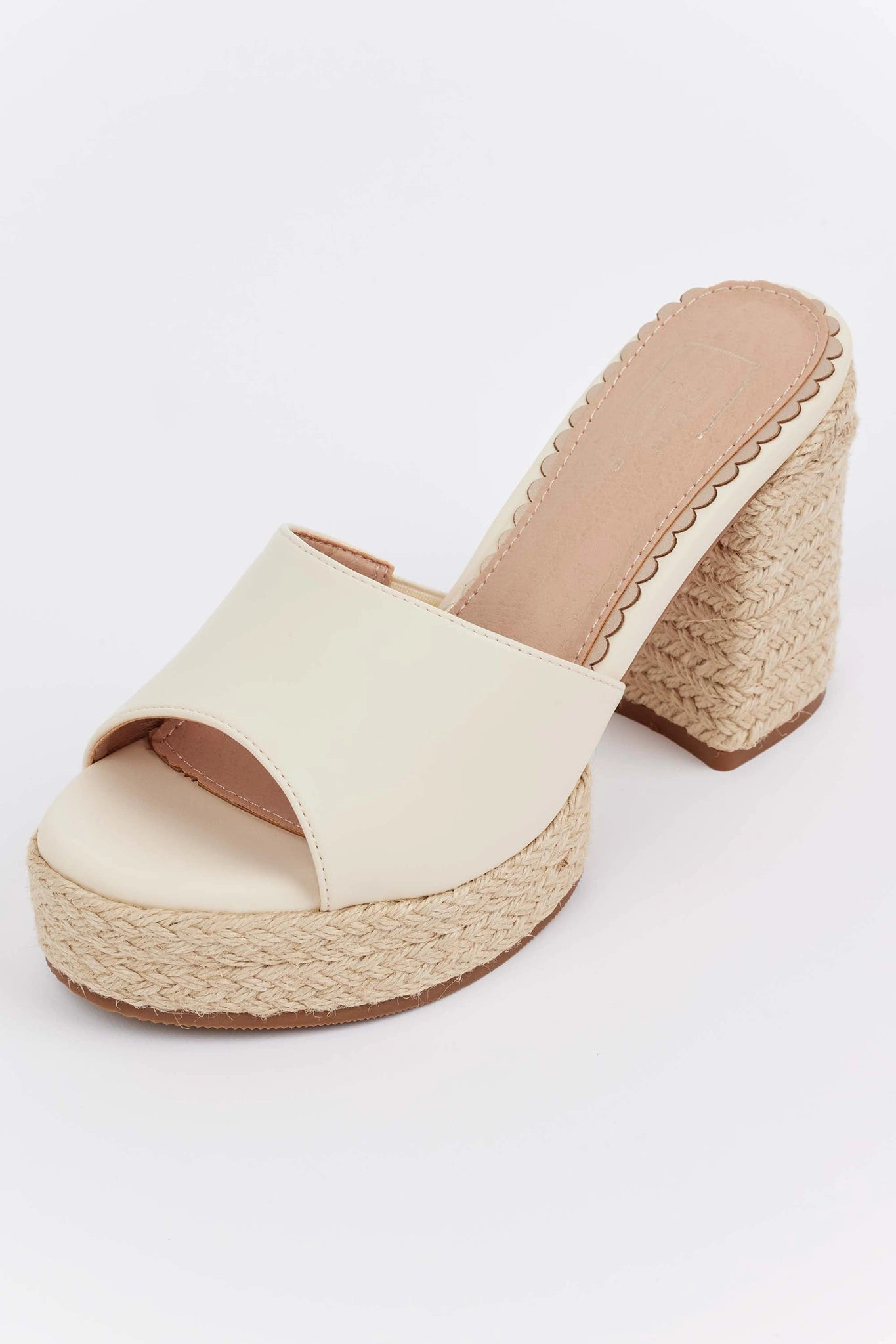 Ellis Heels- Beige | Avara