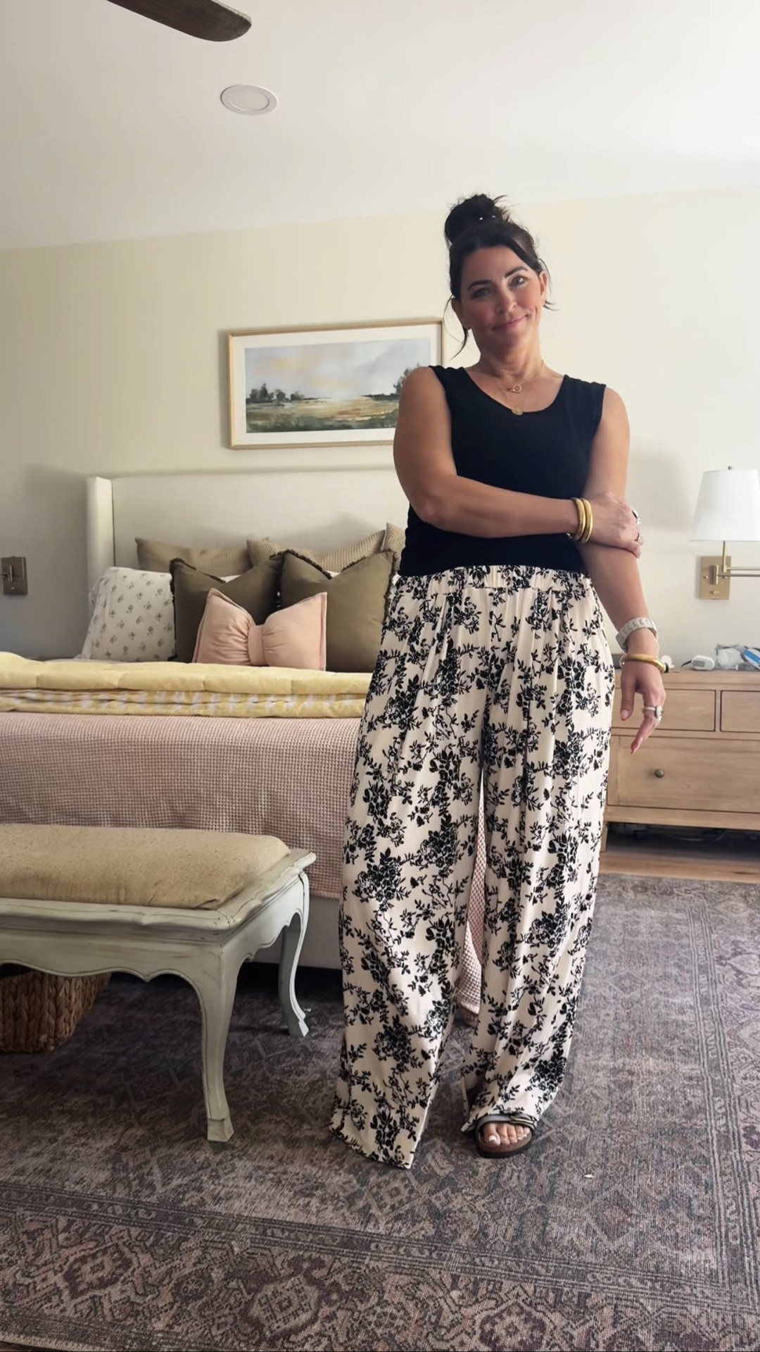 Loving my new summer look! Perfect pants and a cute tank top. Also, check out these amazing bangles! 🌞👗💅

#LTKmomlife #LTKselfcare #LTKootd