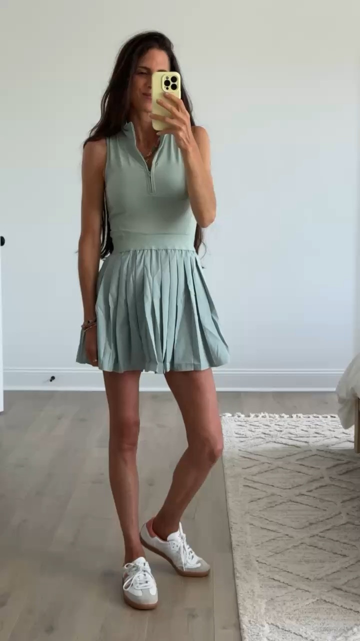 If you love a simple athletic look, this one is so good. Lightweight, easy, and perfect for everyday wear.

#LTKgrwm #LTKSeasonal #LTKootd